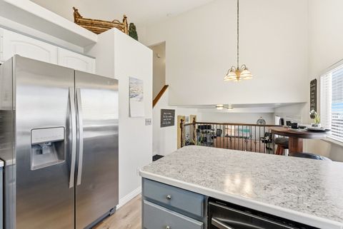 Tiny photo for 2314 N 1220 W, Clinton, UT 84015 (MLS # 2132357)