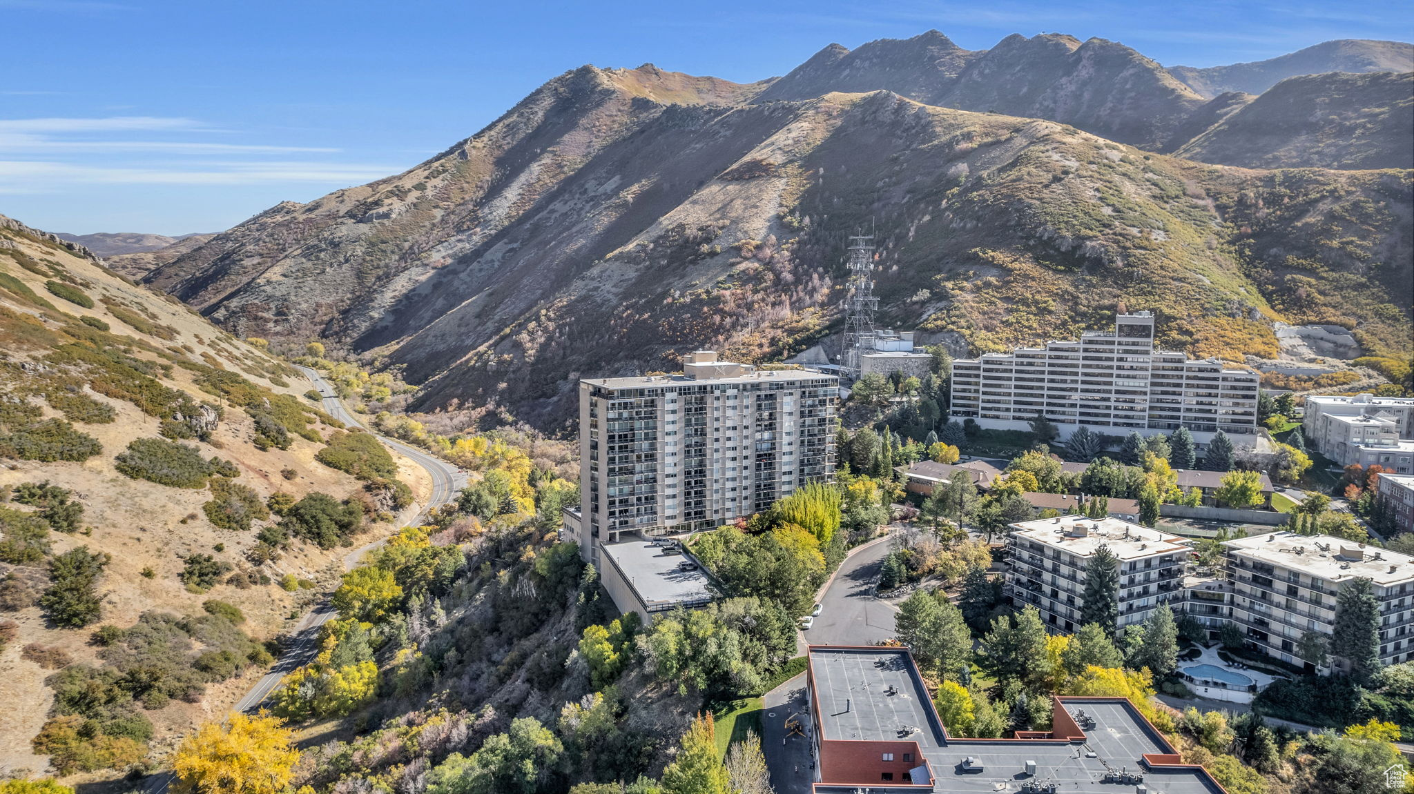 CANYON CREST - Residential