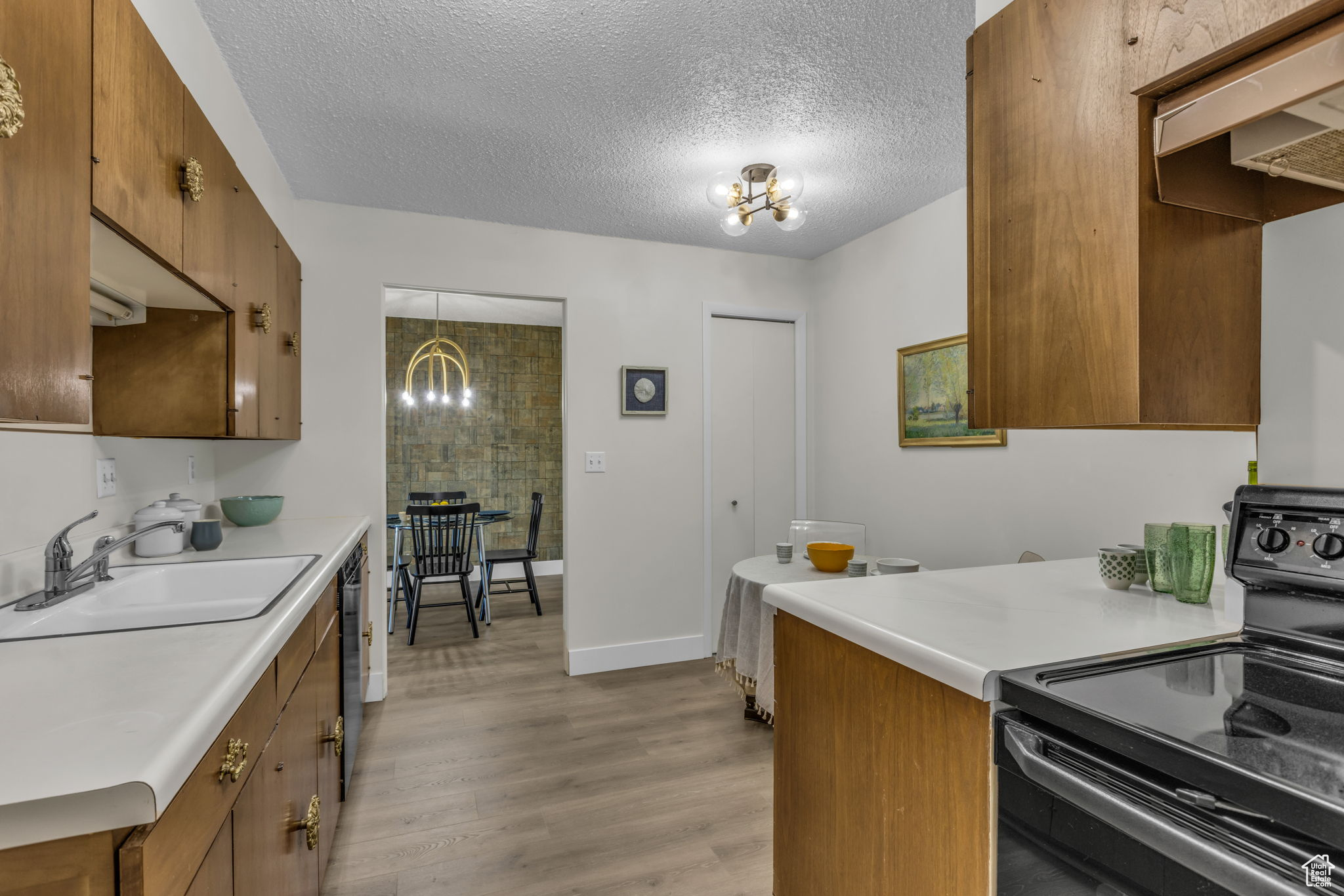 CANYON CREST - Residential