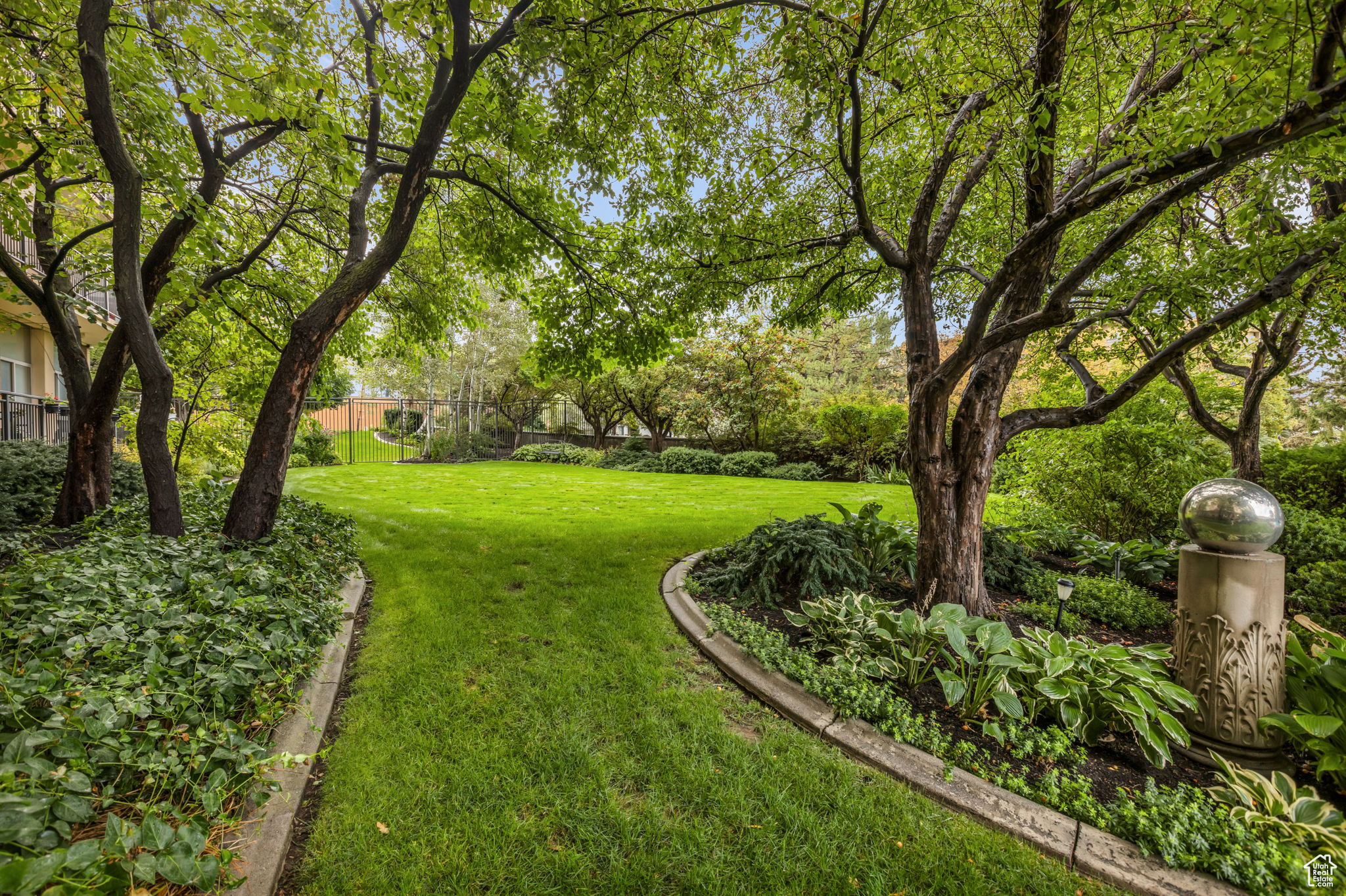 CANYON CREST - Residential
