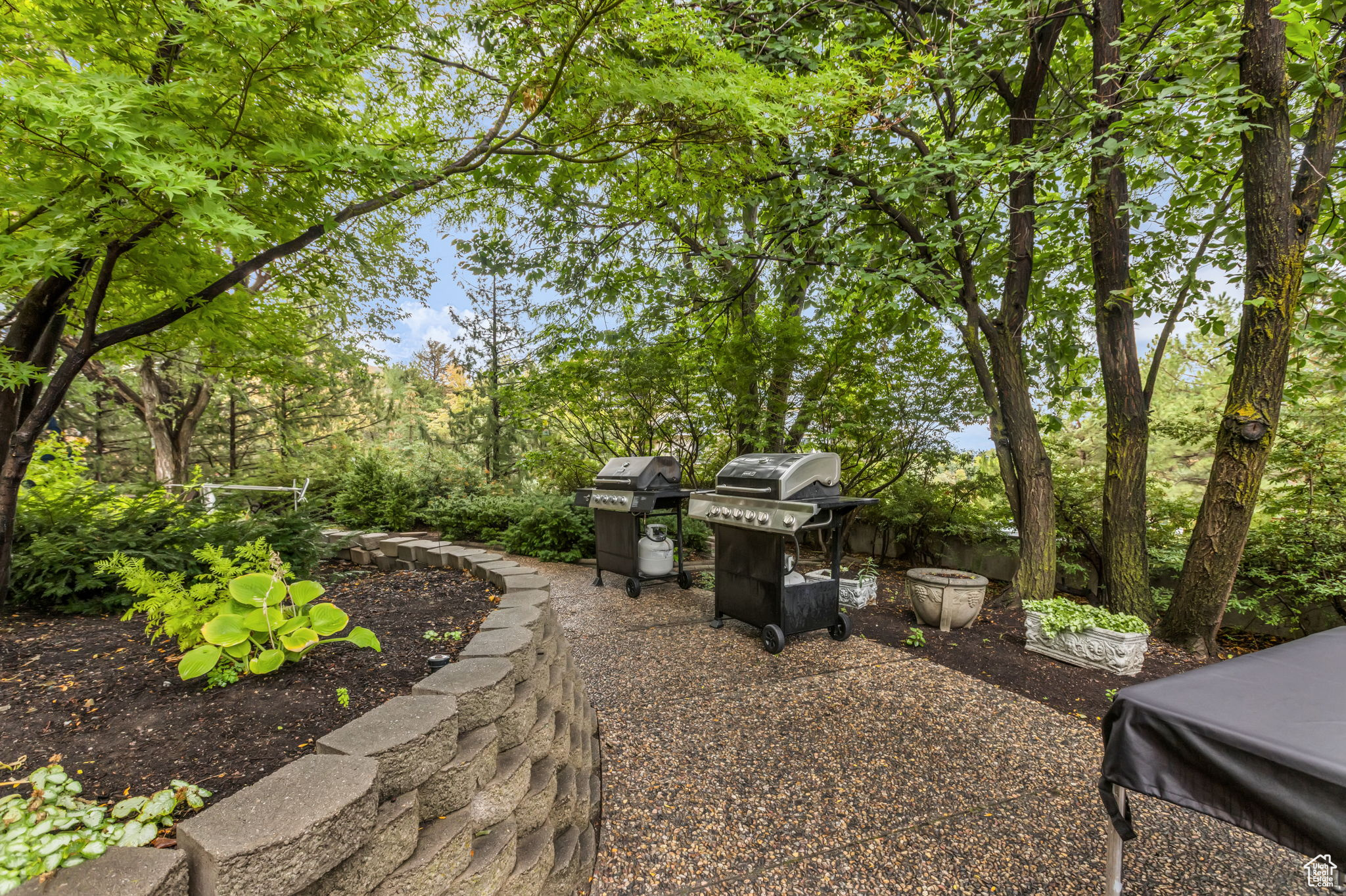 CANYON CREST - Residential