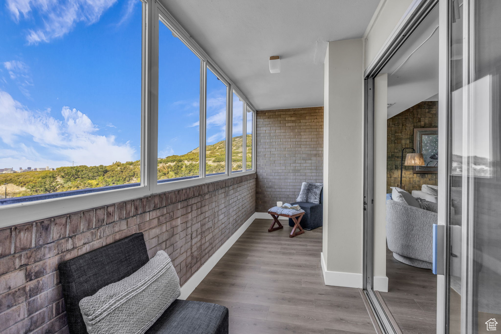 CANYON CREST - Residential