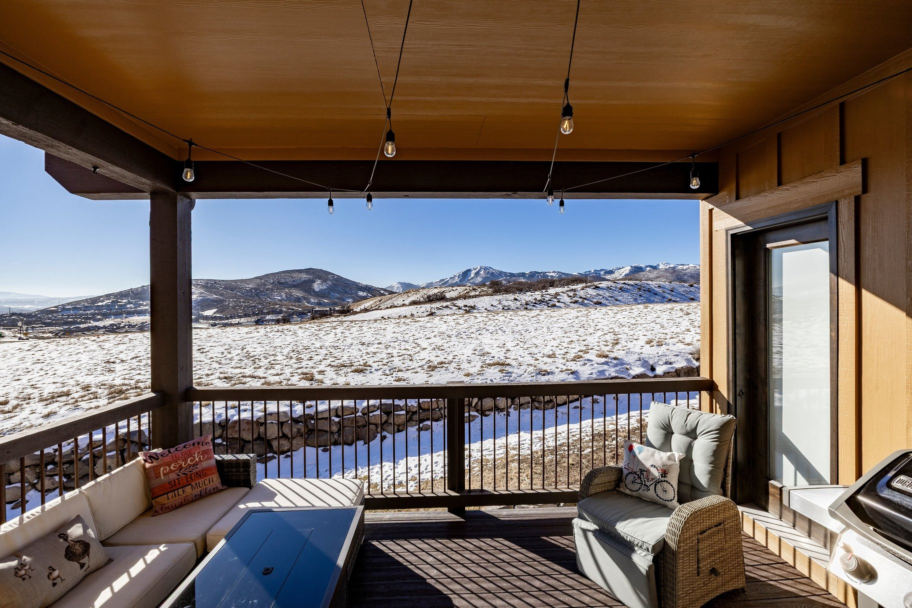 BLACK ROCK RIDGE - Residential