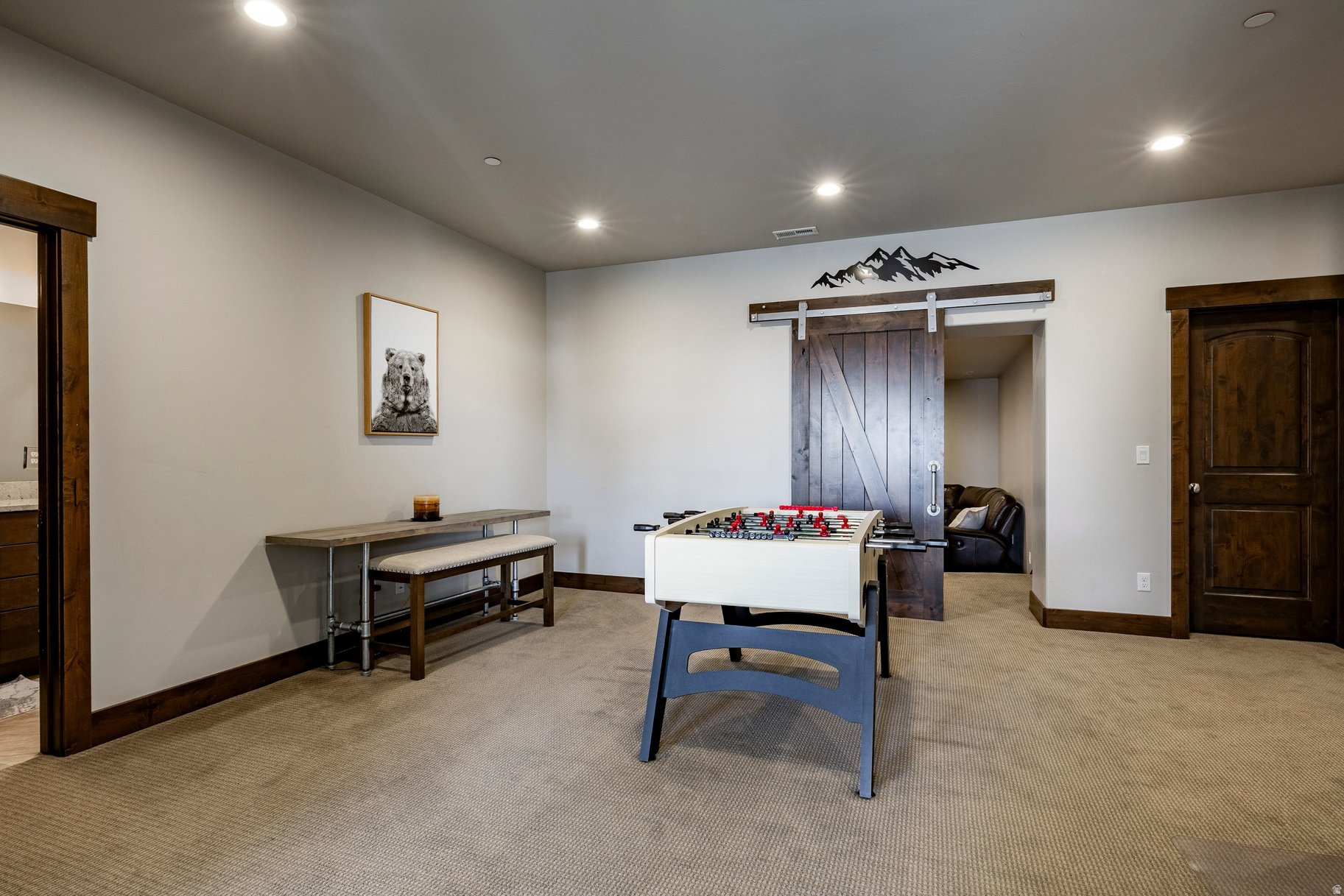 BLACK ROCK RIDGE - Residential