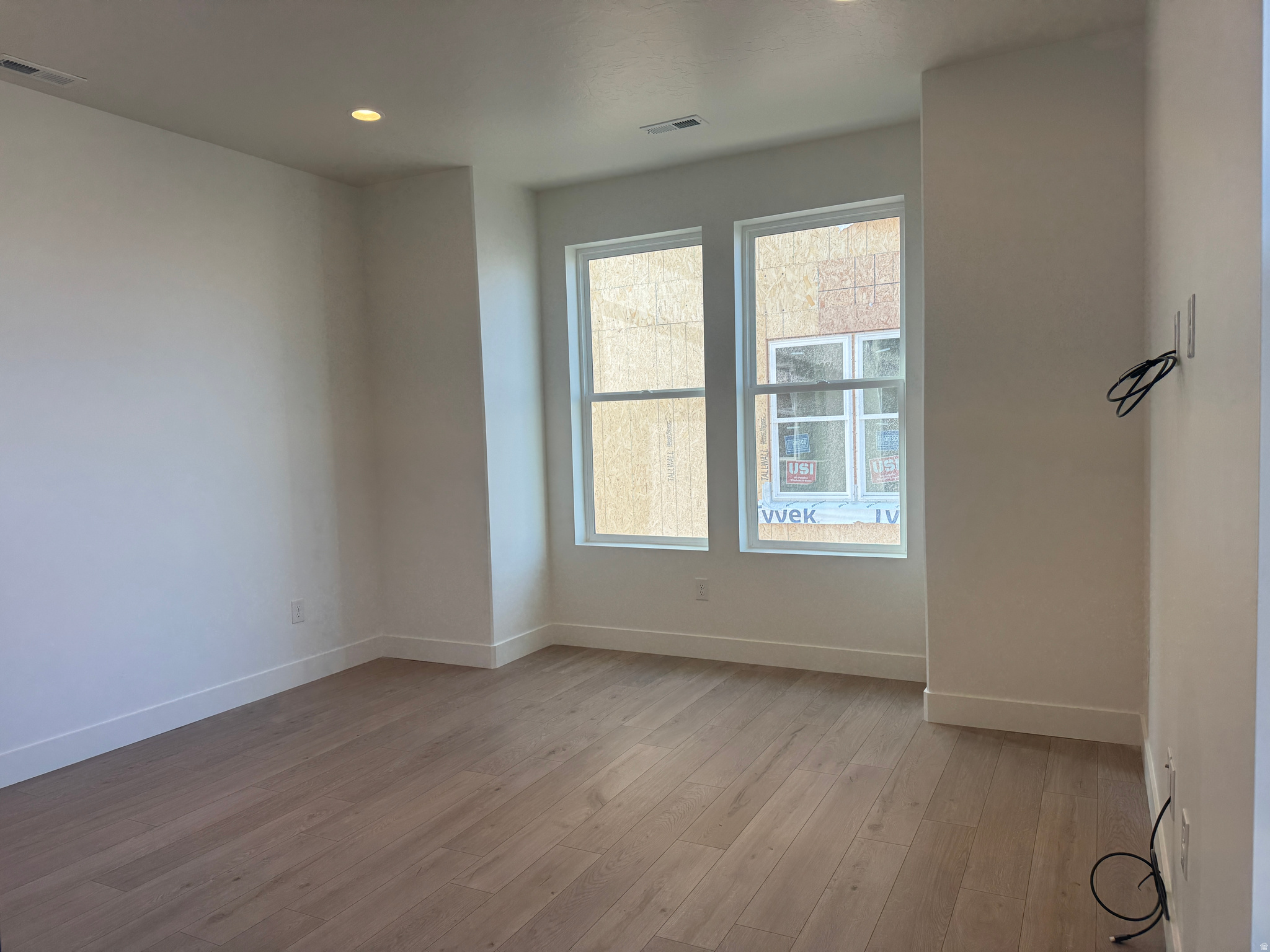 DOWNTOWN DAYBREAK - Residential