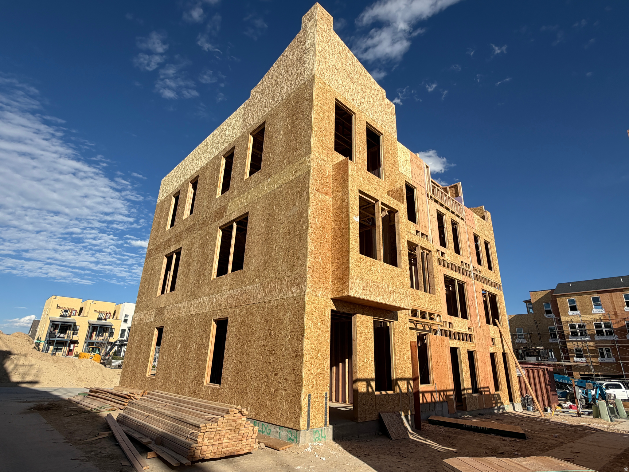 DOWNTOWN DAYBREAK - Residential