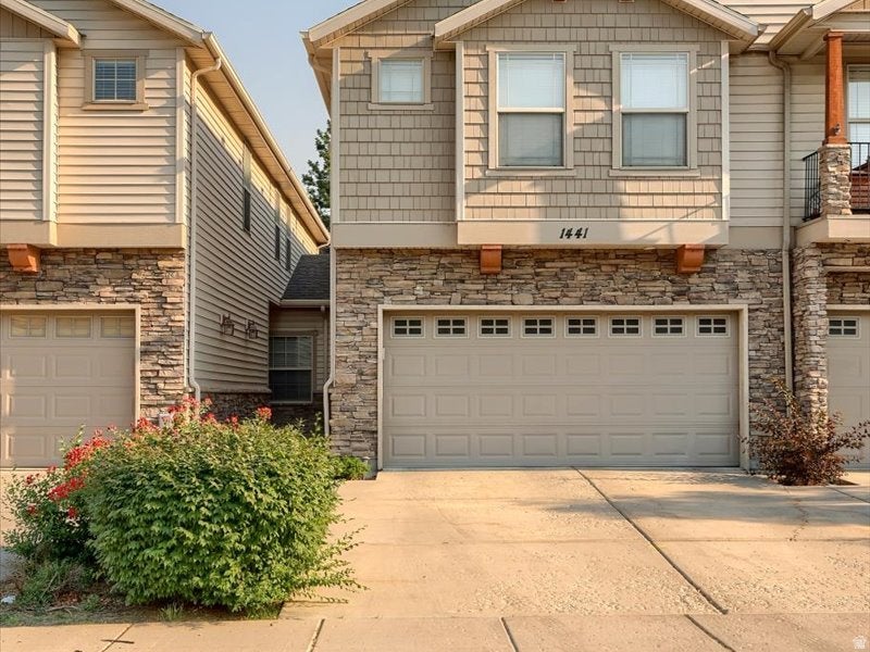 Photo 1 of 34 — 1441 W STONE MEADOW DR, West Jordan, UT 84088