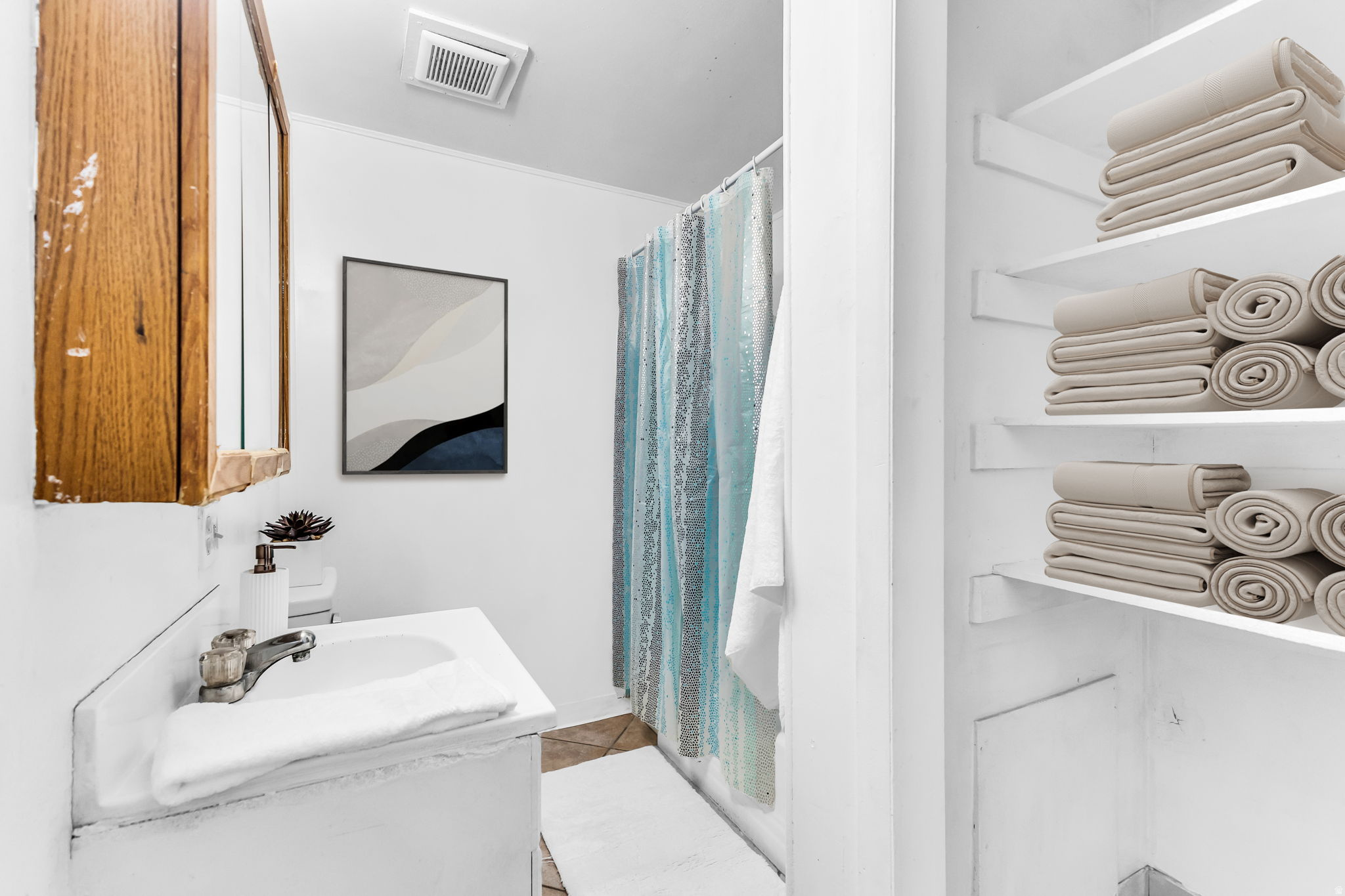 BENVIEW SUB - Residential Income