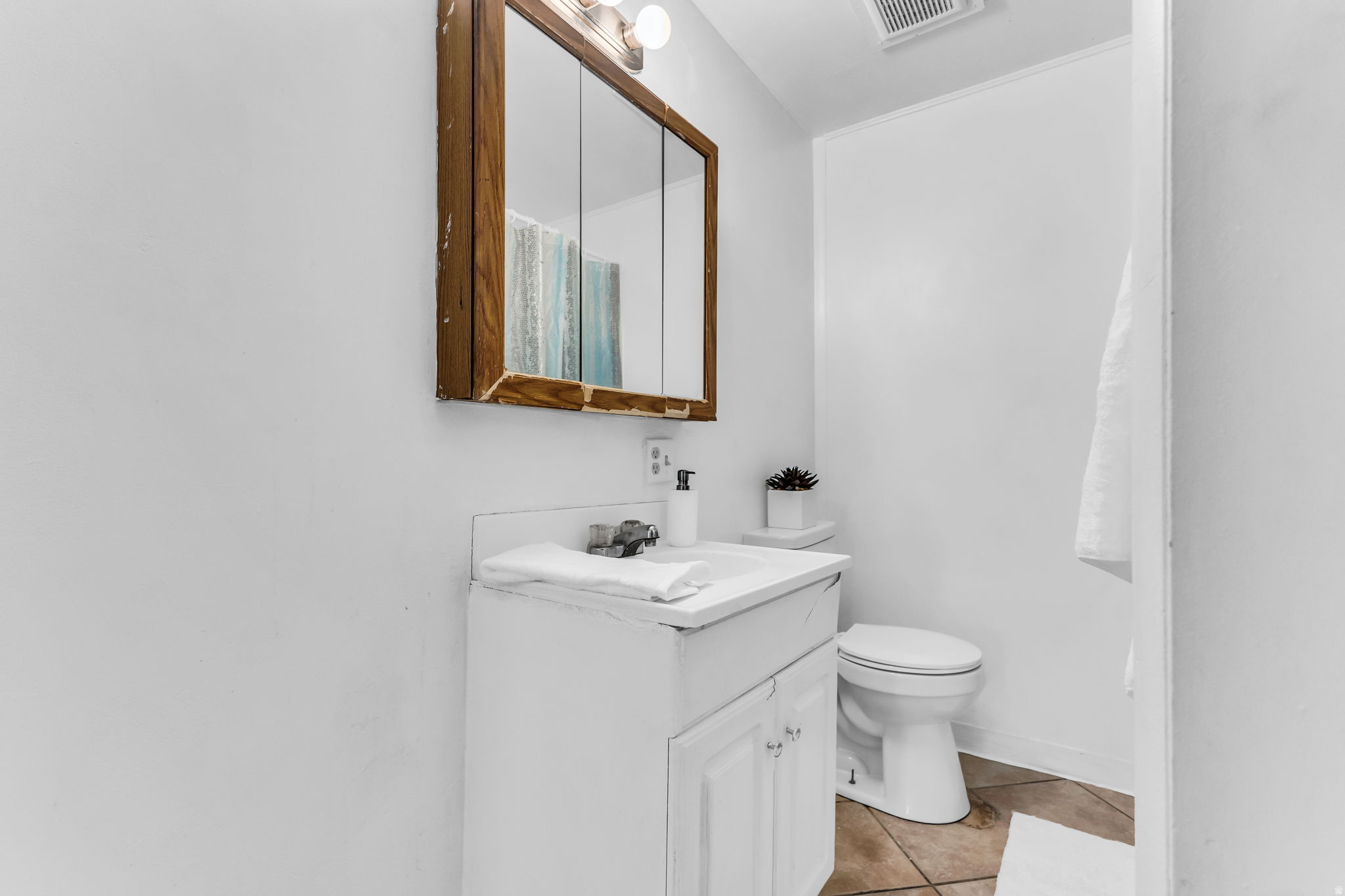 BENVIEW SUB - Residential Income