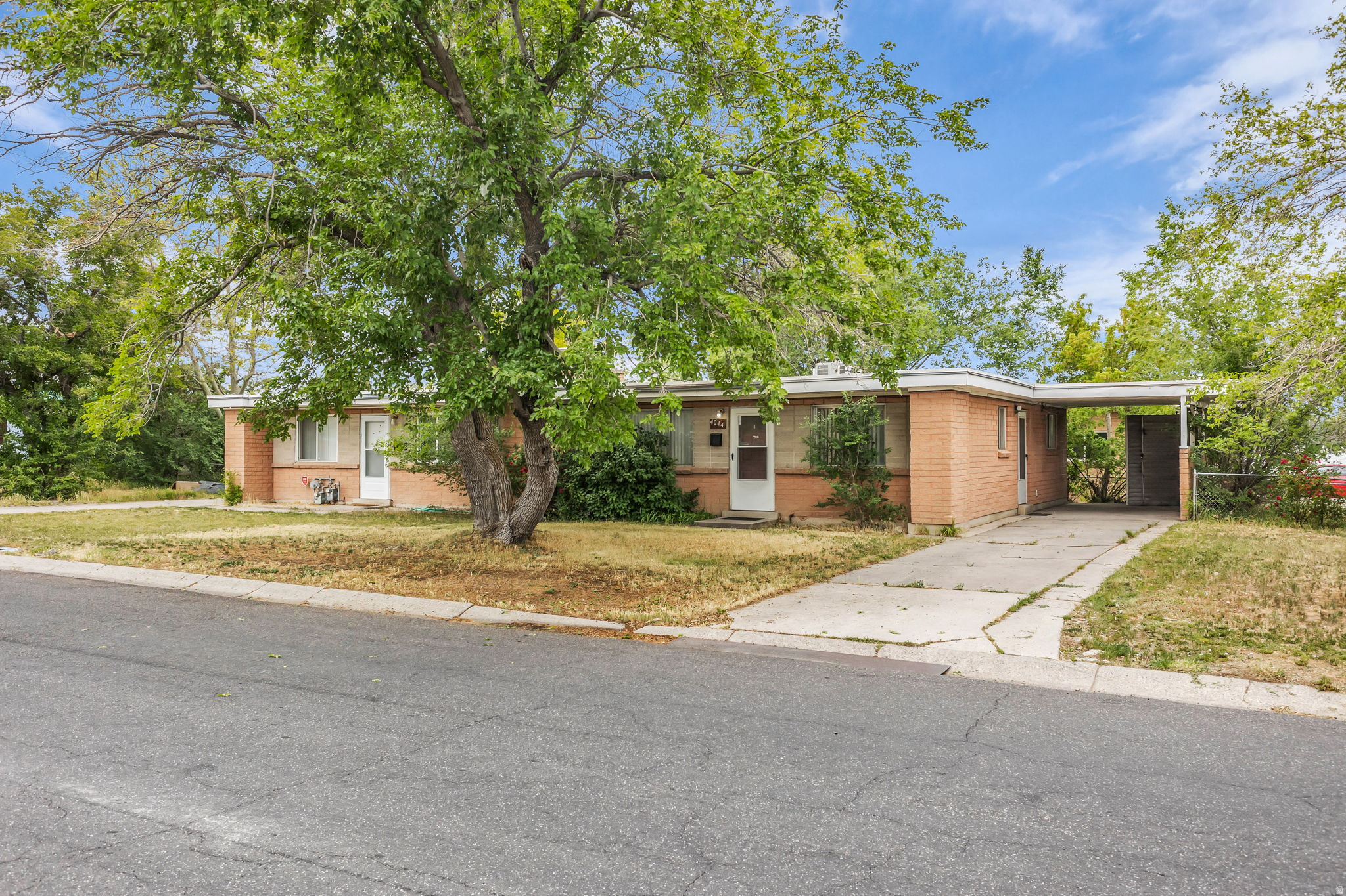 BENVIEW SUB - Residential Income