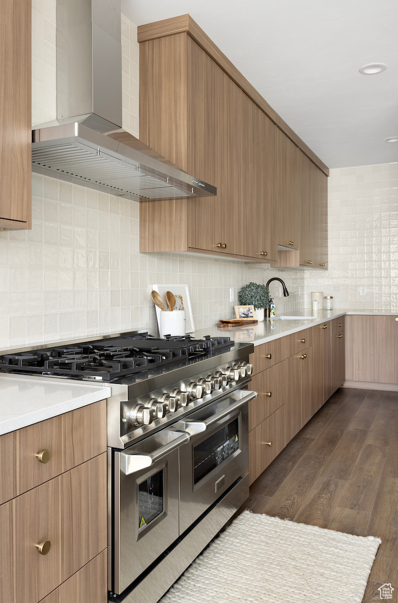 JOHNSON - Residential