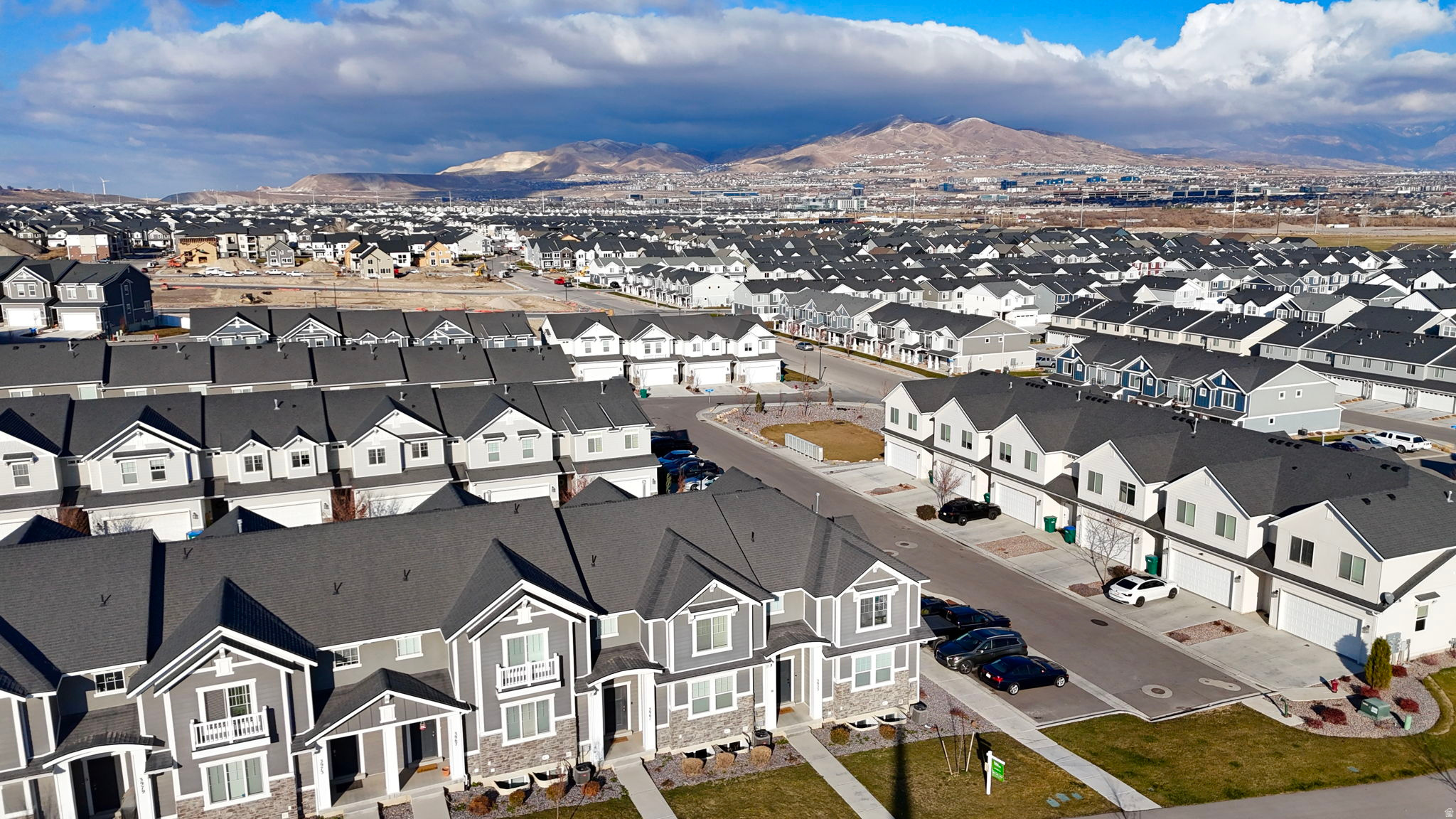 HARMONY TOWNHOMES - Residential