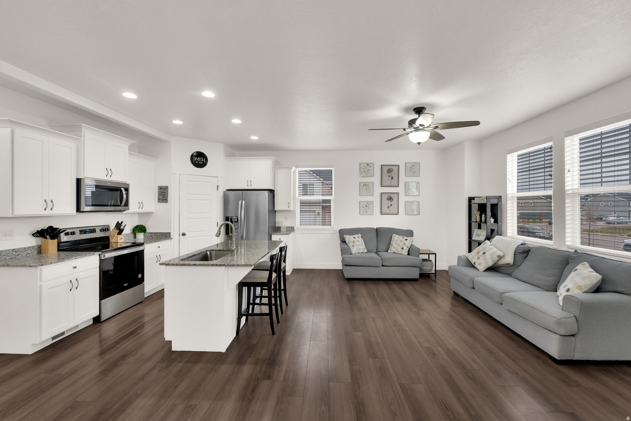 HARMONY TOWNHOMES - Residential