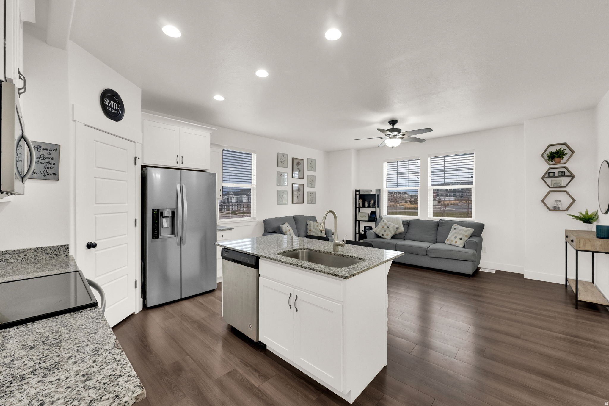 HARMONY TOWNHOMES - Residential