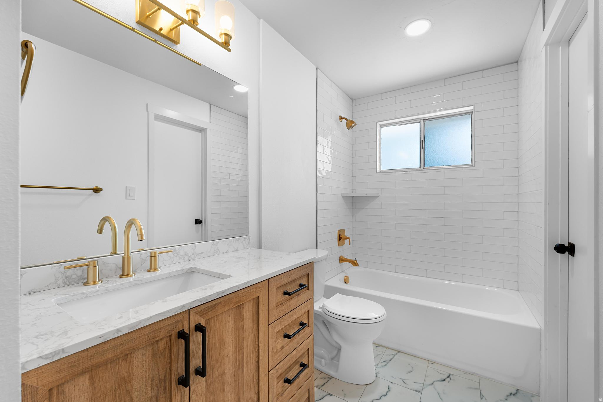 BLACKHAWK ESTATES - Residential