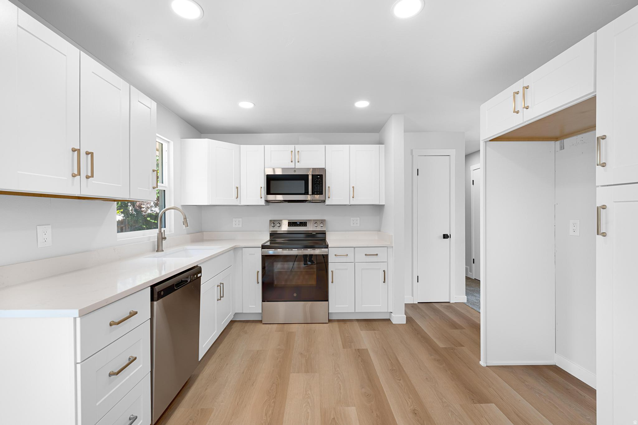 BLACKHAWK ESTATES - Residential