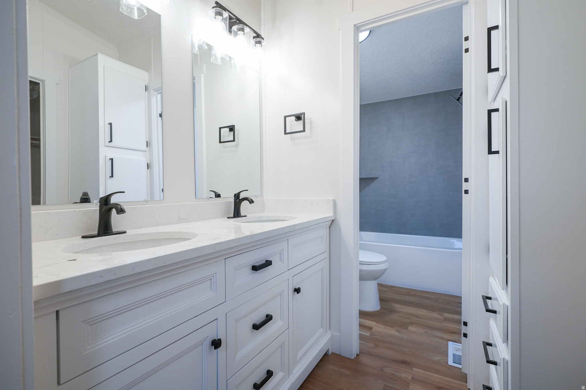 WANSHIP COTTAGE SITES - Residential