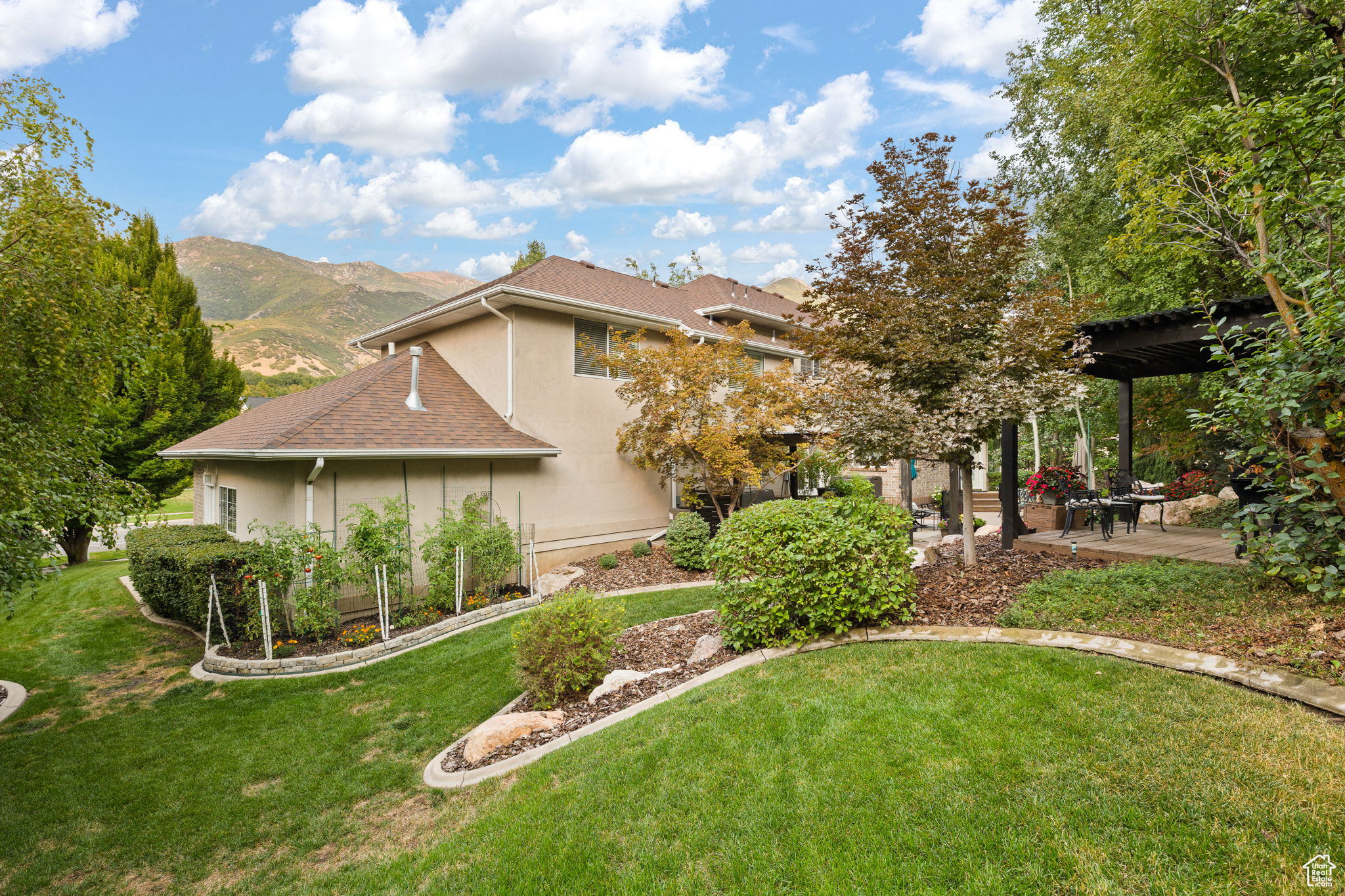 SHADOW VALLEY - Residential