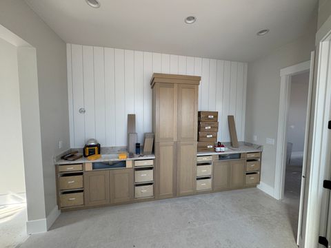 Tiny photo for 367 E SIDBURY RD, Washington, UT 84780 (MLS # 2134744)