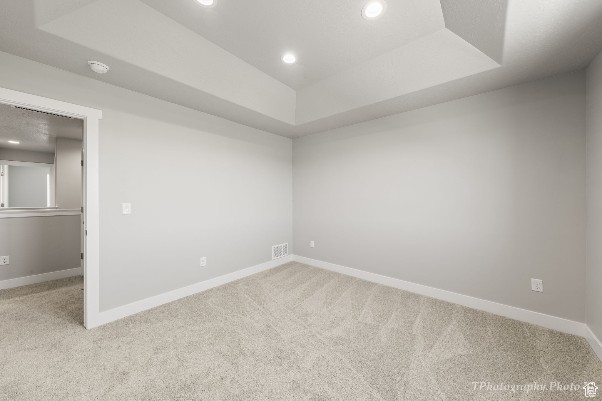 CEDAR BREAKS - Residential Lease