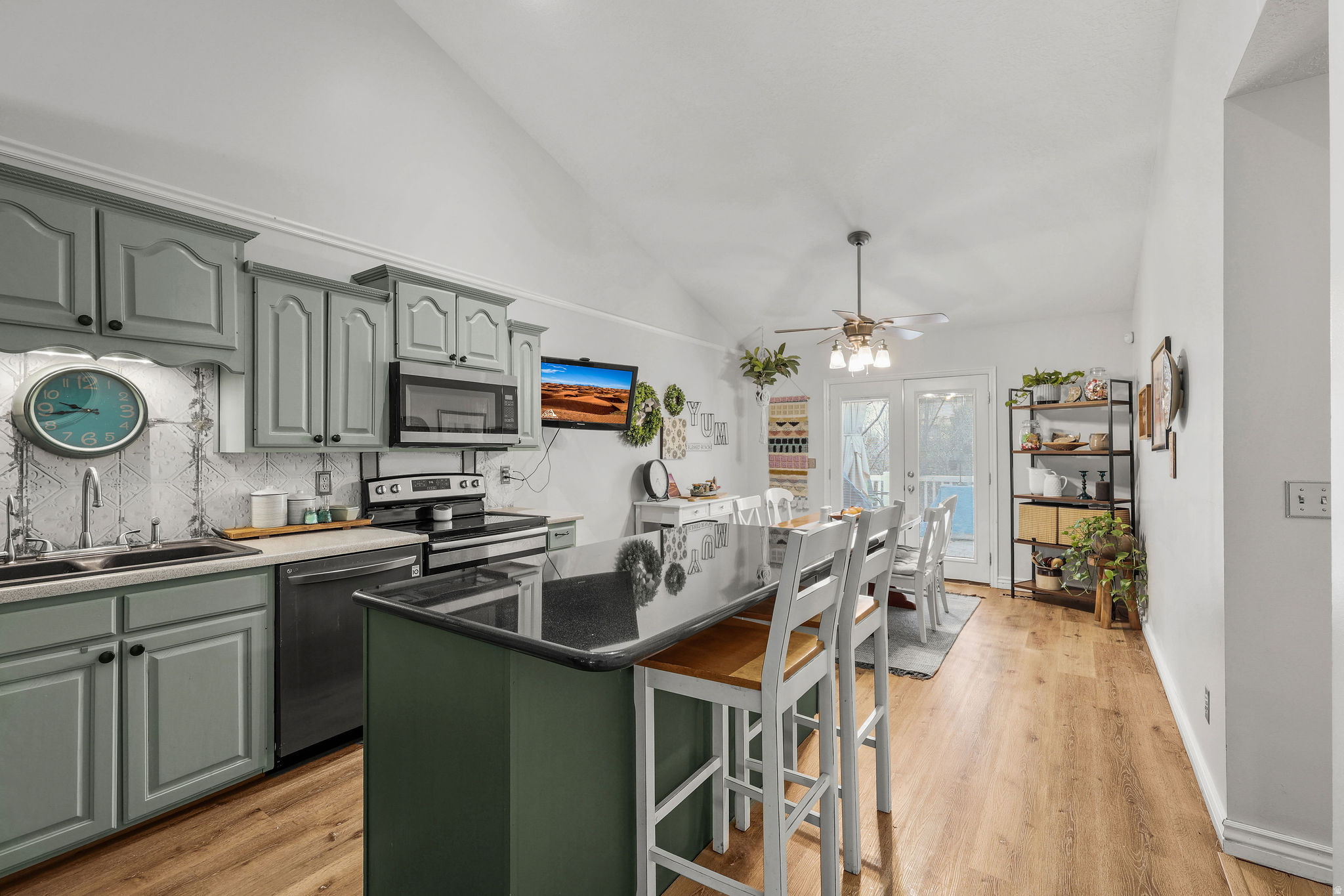 BROOK HAVEN - Residential Income