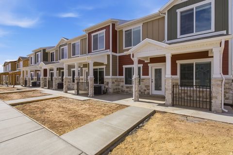 Tiny photo for 3130 N 1700 E, Layton, UT 84040 (MLS # 2147838)