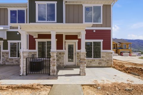 Tiny photo for 3130 N 1700 E, Layton, UT 84040 (MLS # 2147838)