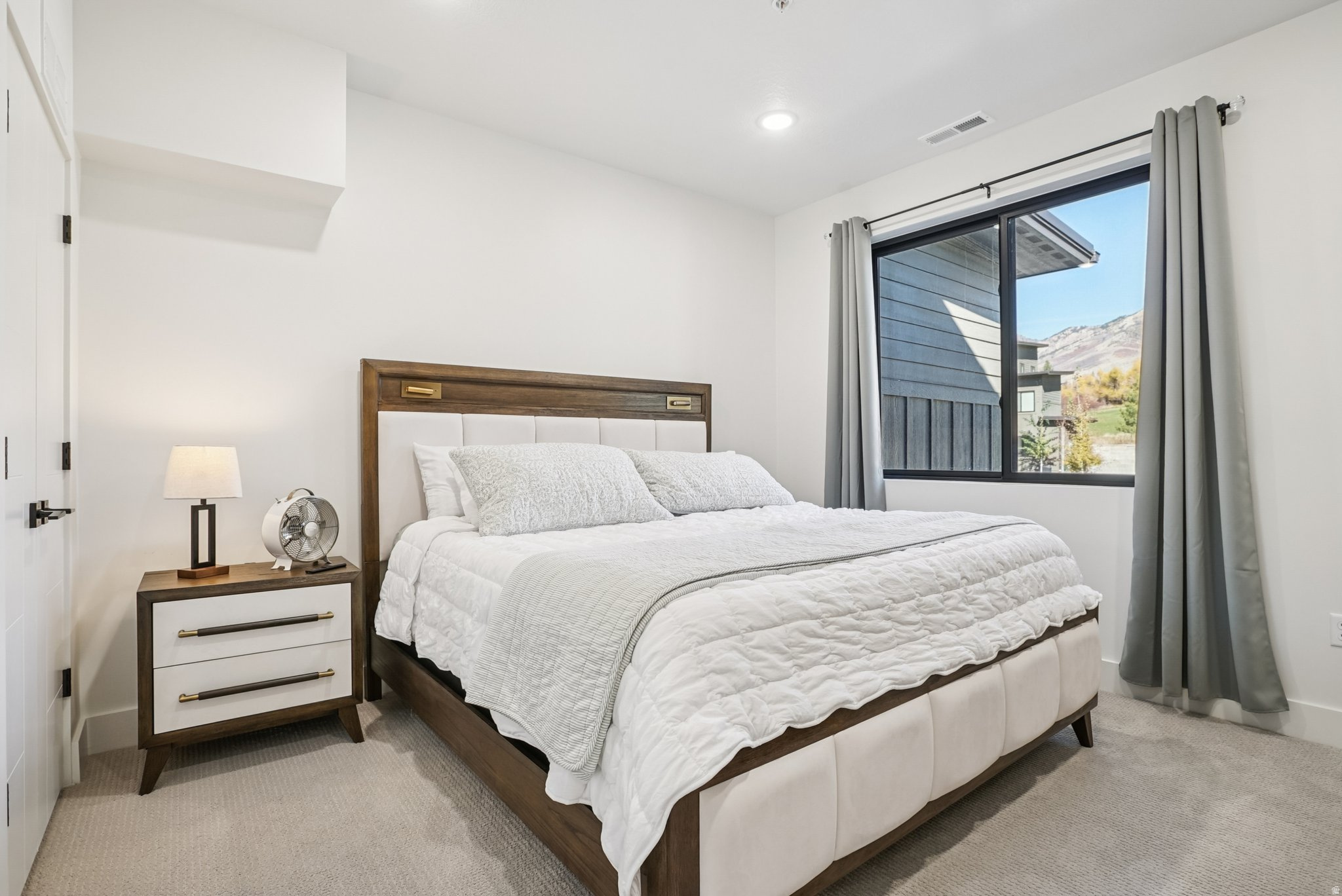 THE POINTE AT WOLF CREEK - Residential