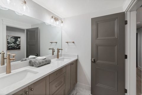 Tiny photo for 963 S LOUISA DR, Saratoga Springs, UT 84045 (MLS # 2148632)