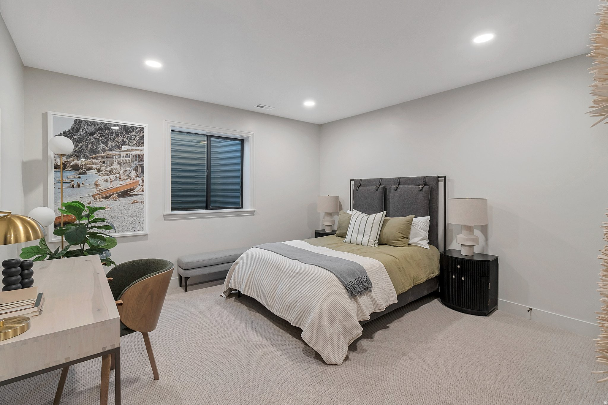 BEACON POINTE - Residential