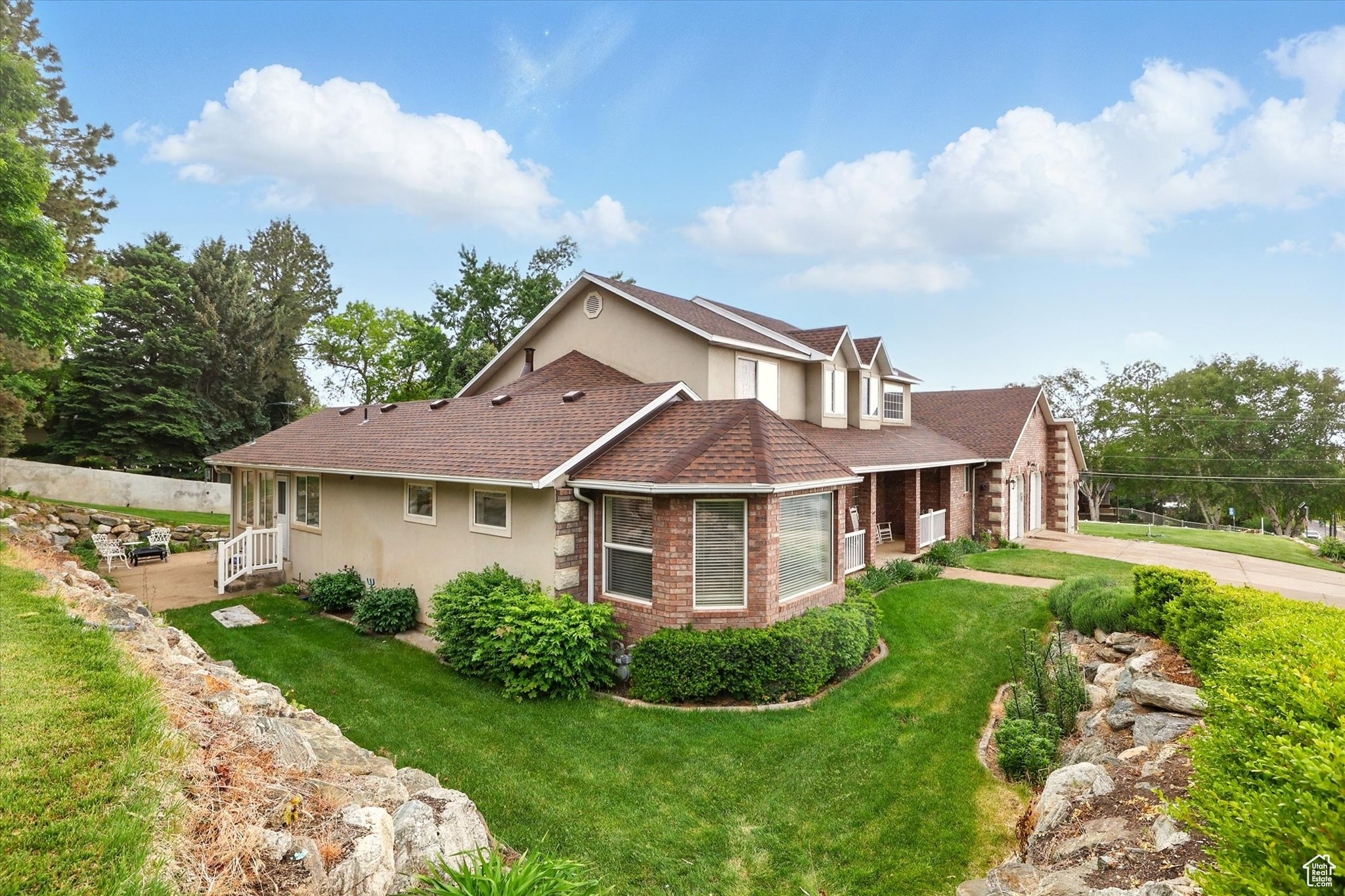 408 E Chase Ln Ln, Centerville, Utah image 3