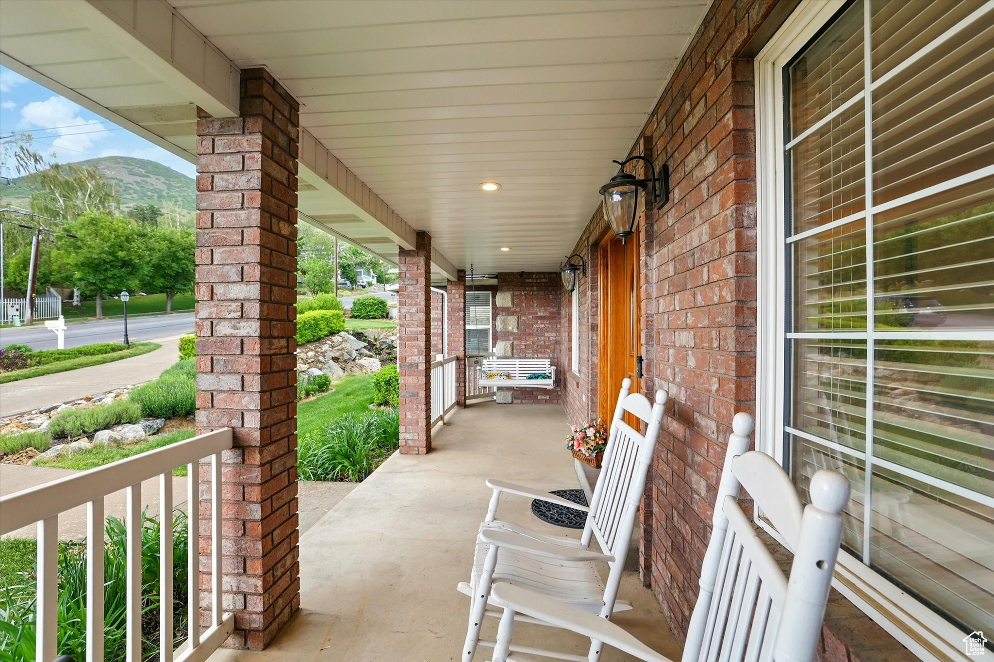 408 E Chase Ln Ln, Centerville, Utah image 4