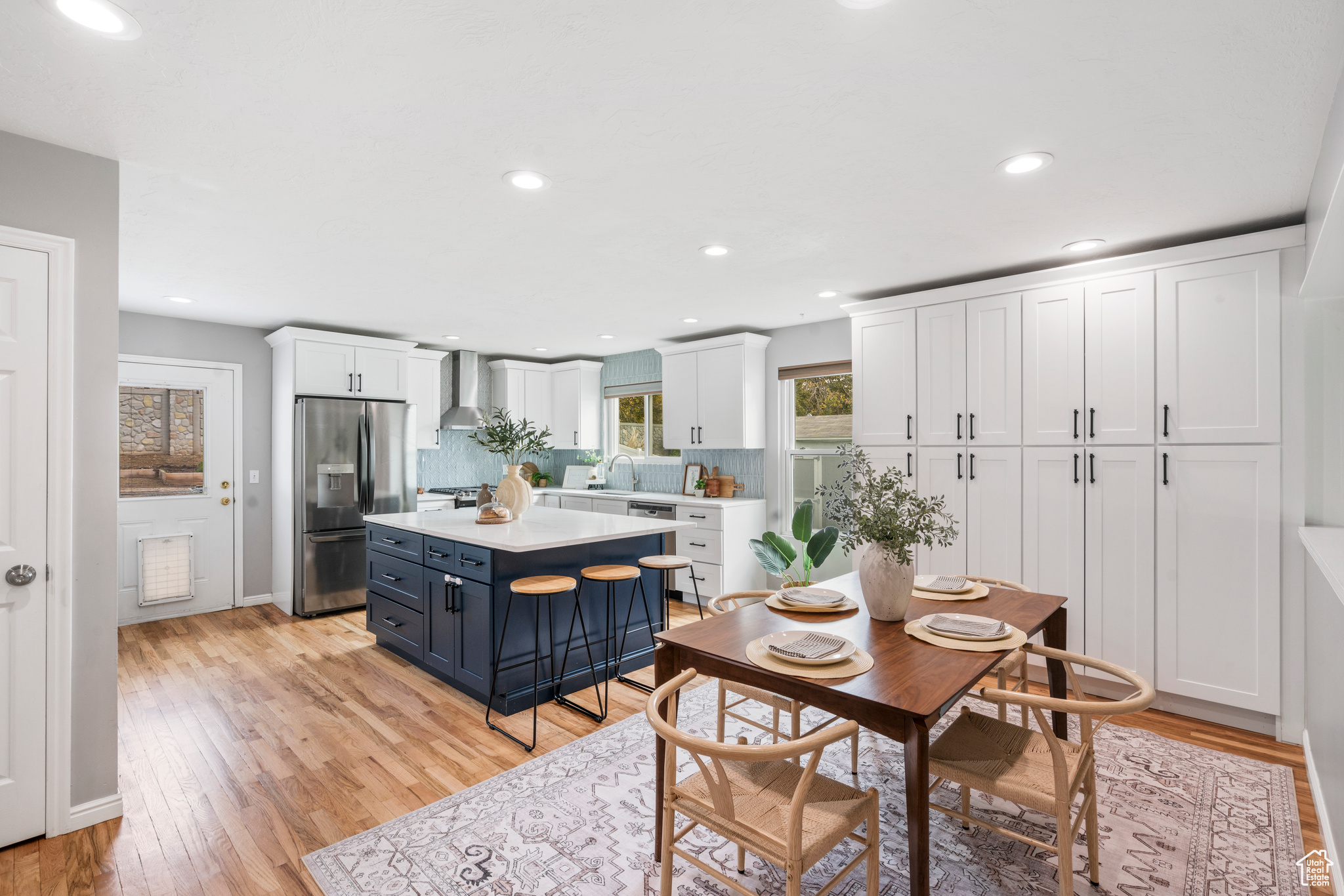 RIDGE POINT - Residential