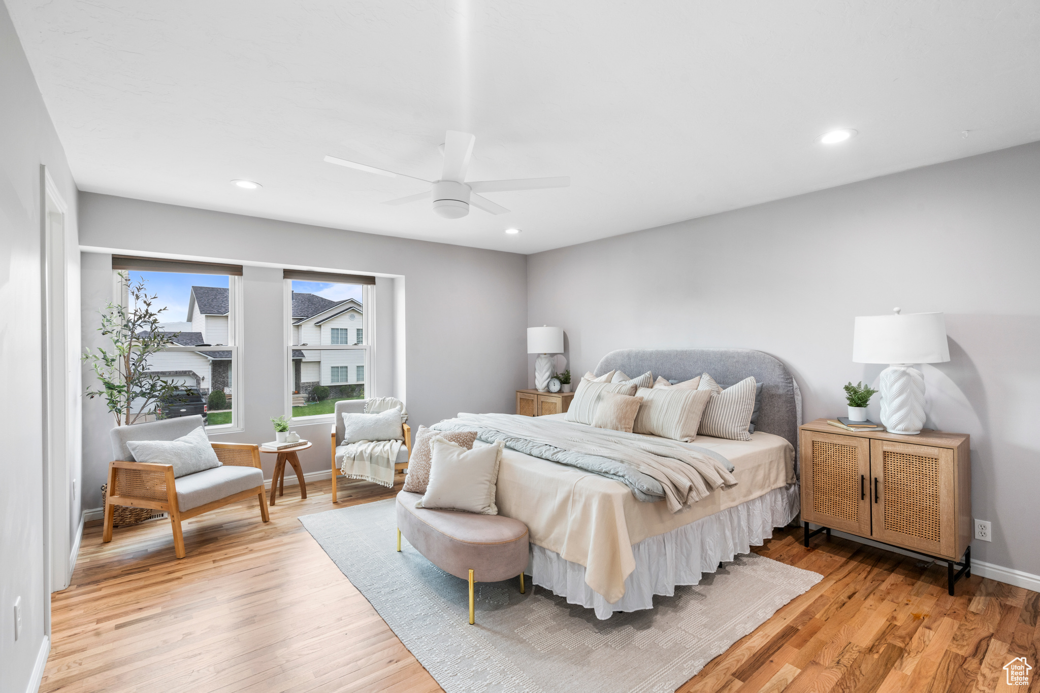 RIDGE POINT - Residential