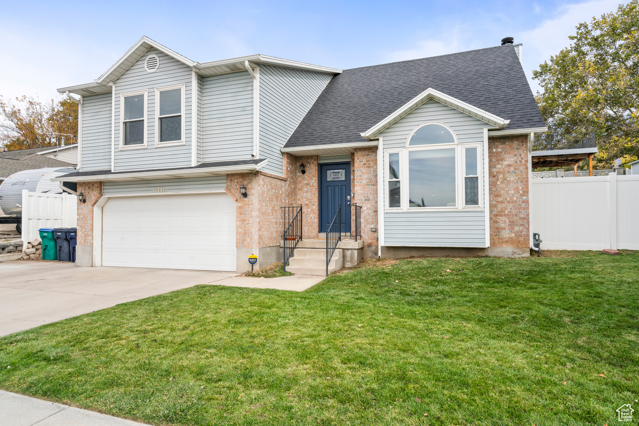 RIDGE POINT - Residential