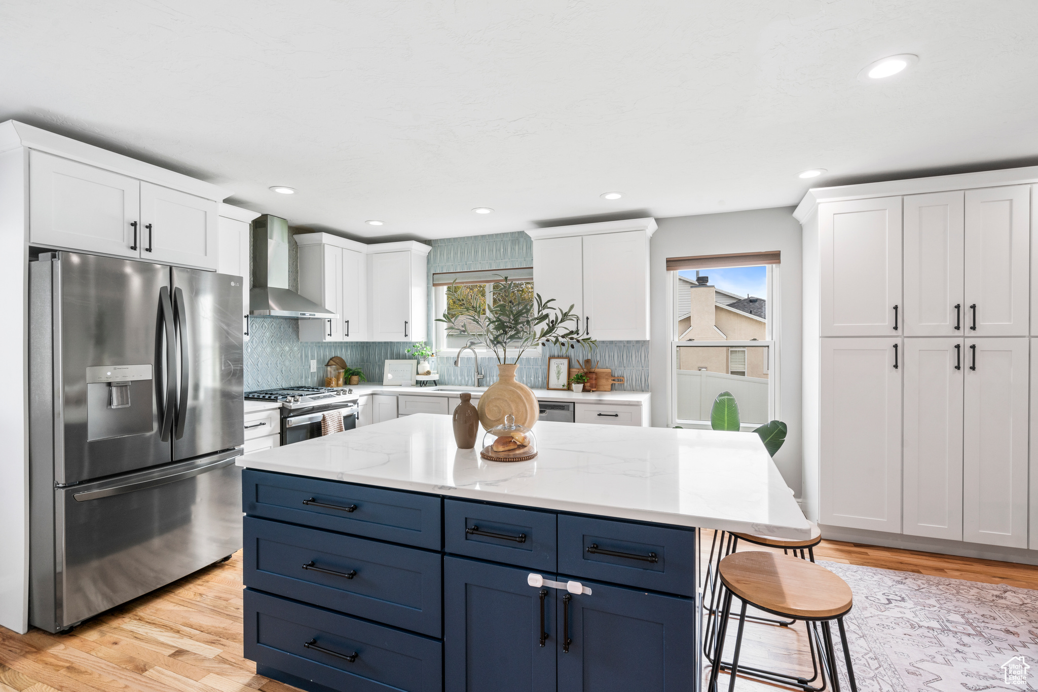 RIDGE POINT - Residential