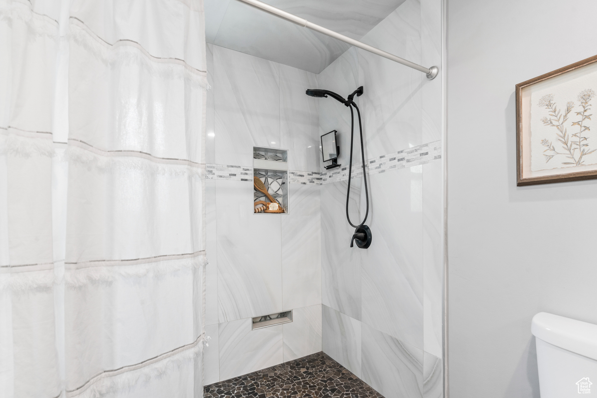 RIDGE POINT - Residential