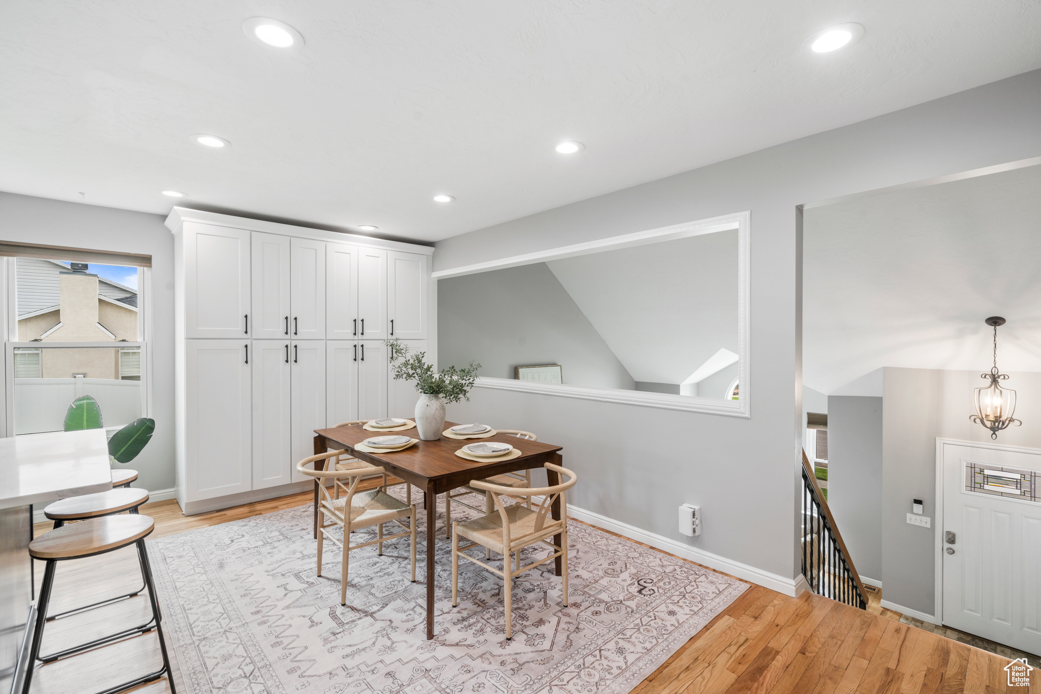 RIDGE POINT - Residential