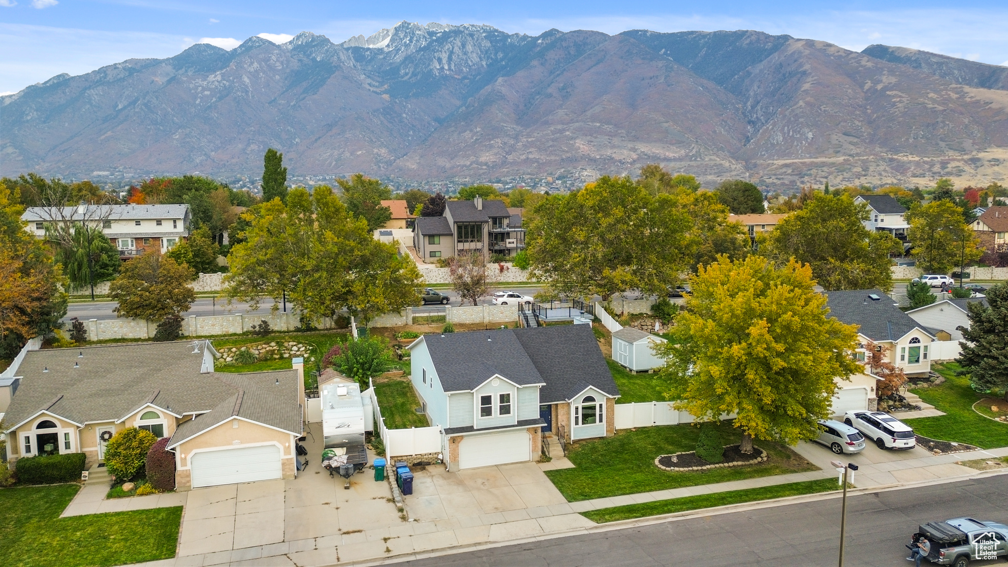 RIDGE POINT - Residential