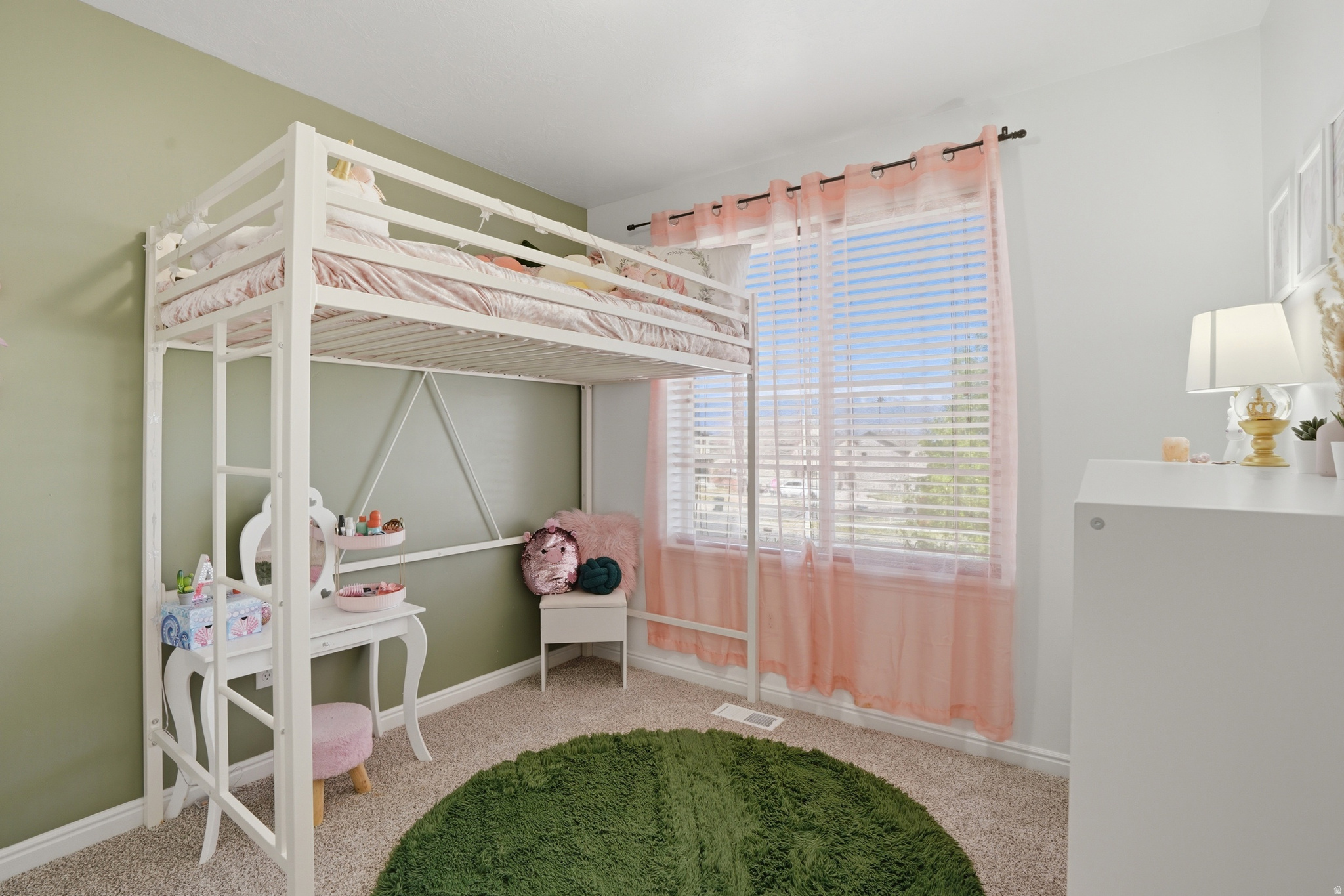 THE VILLAGE OF HAWKS LANDING - Residential