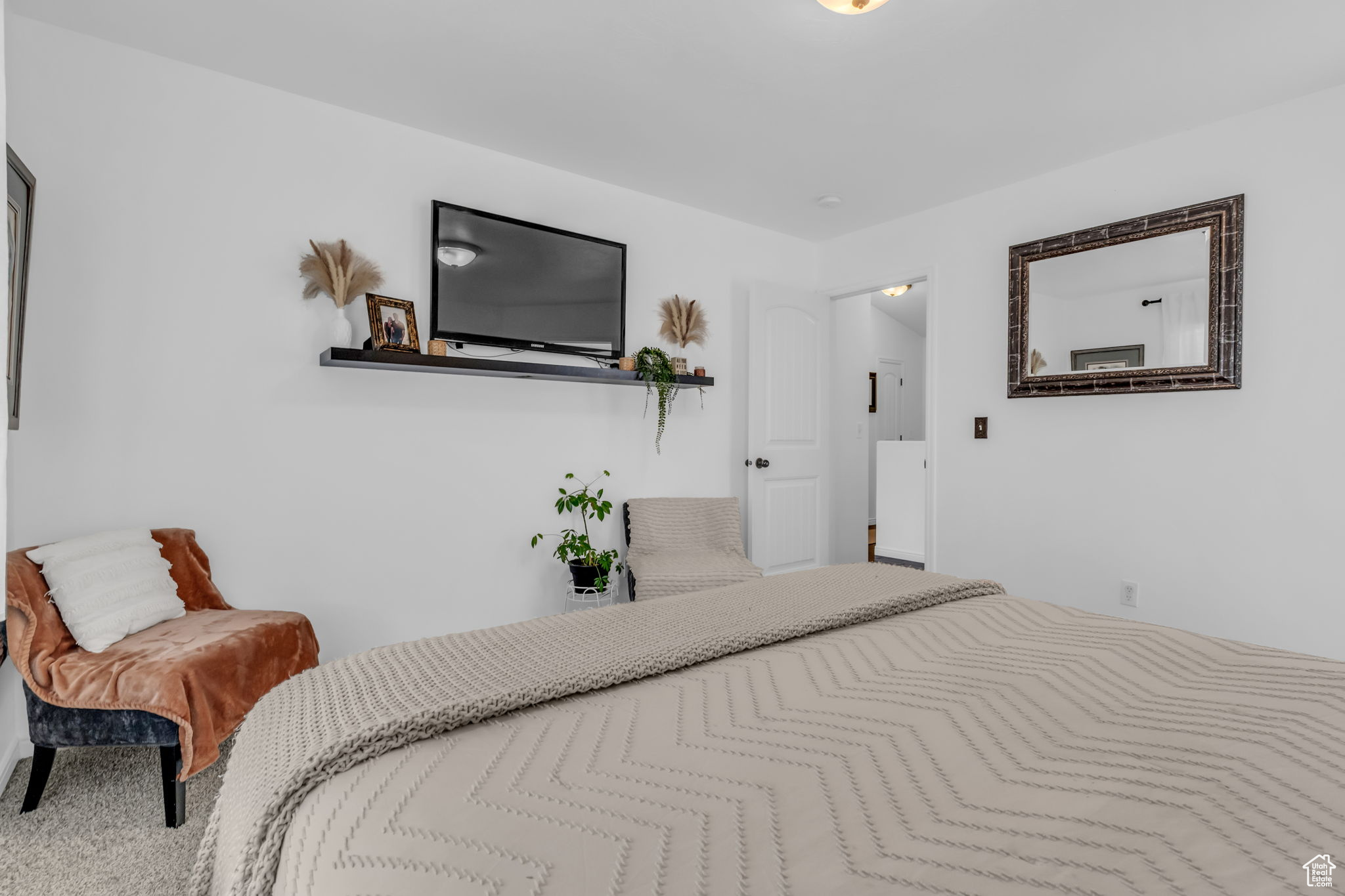 THE VILLAGE OF HAWKS LANDING - Residential