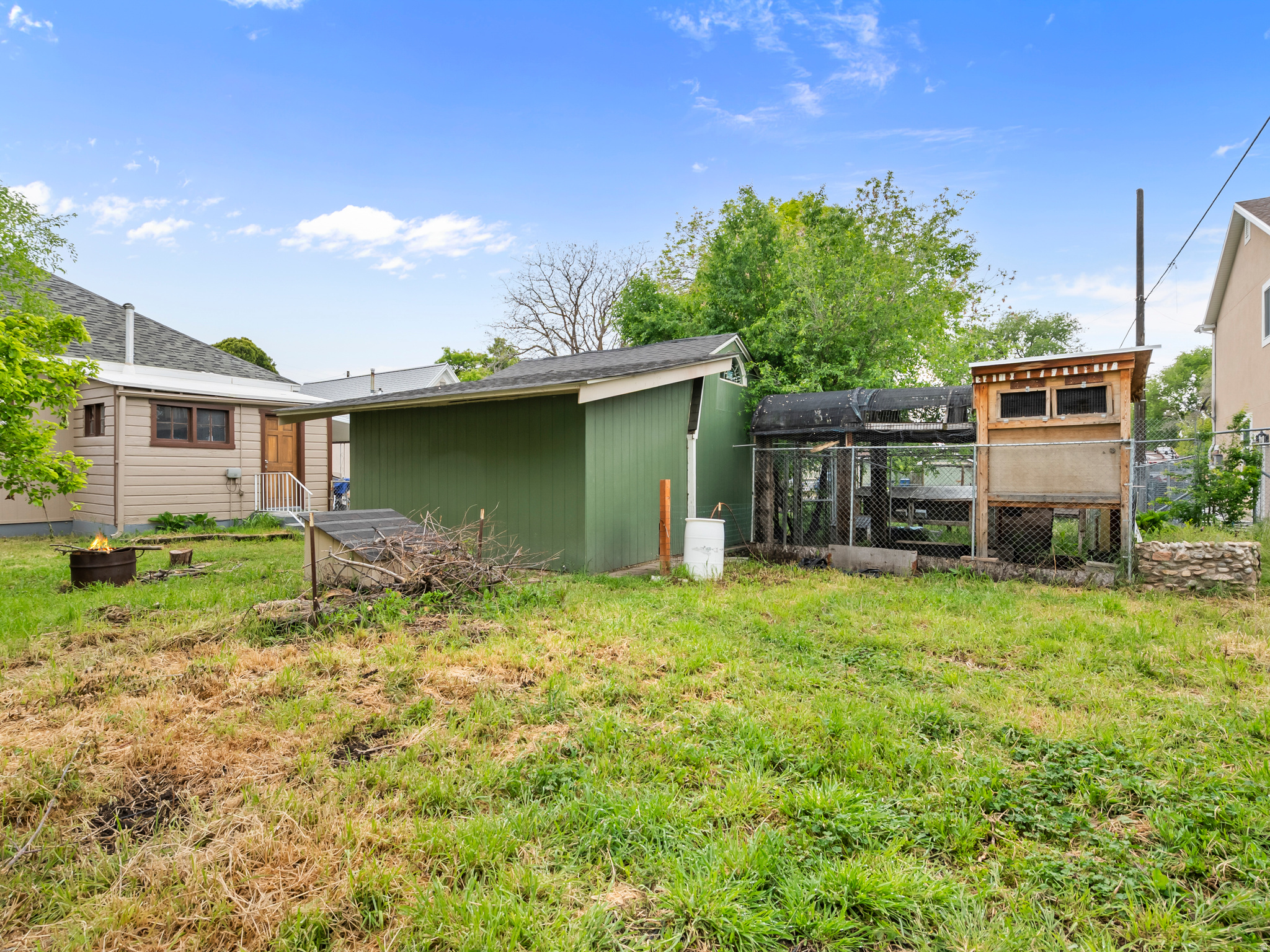 RIVERSIDE - Residential