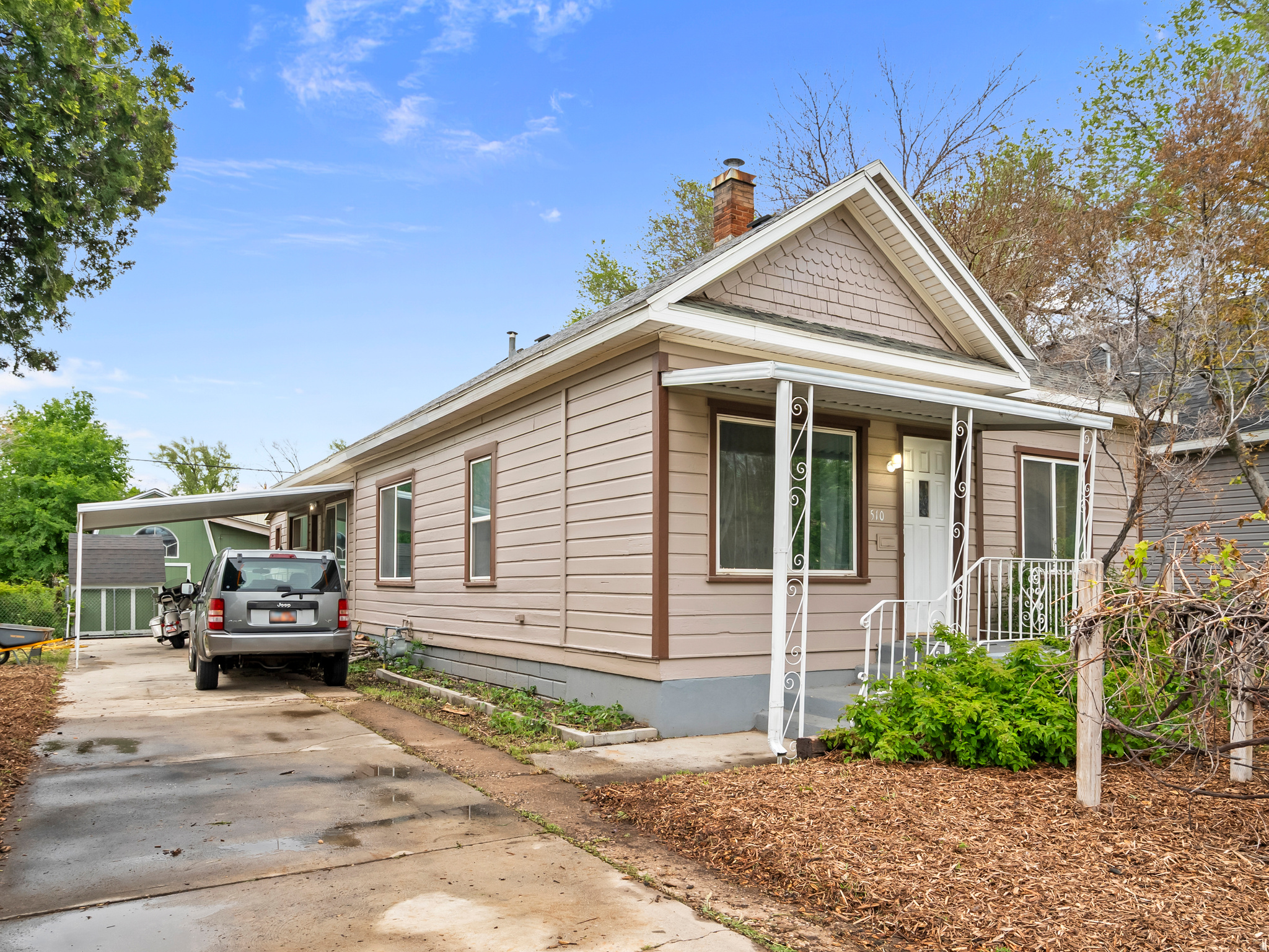 RIVERSIDE - Residential