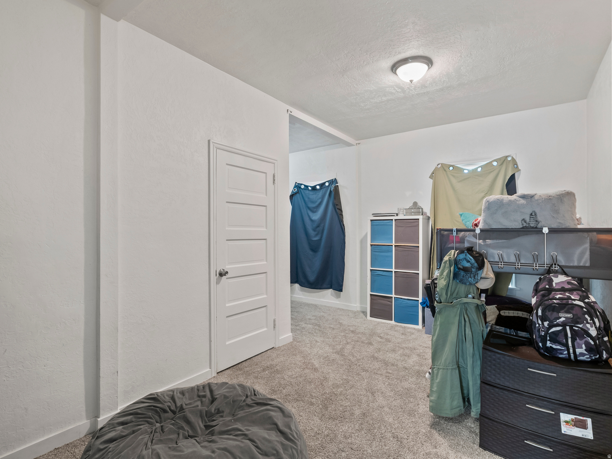 RIVERSIDE - Residential