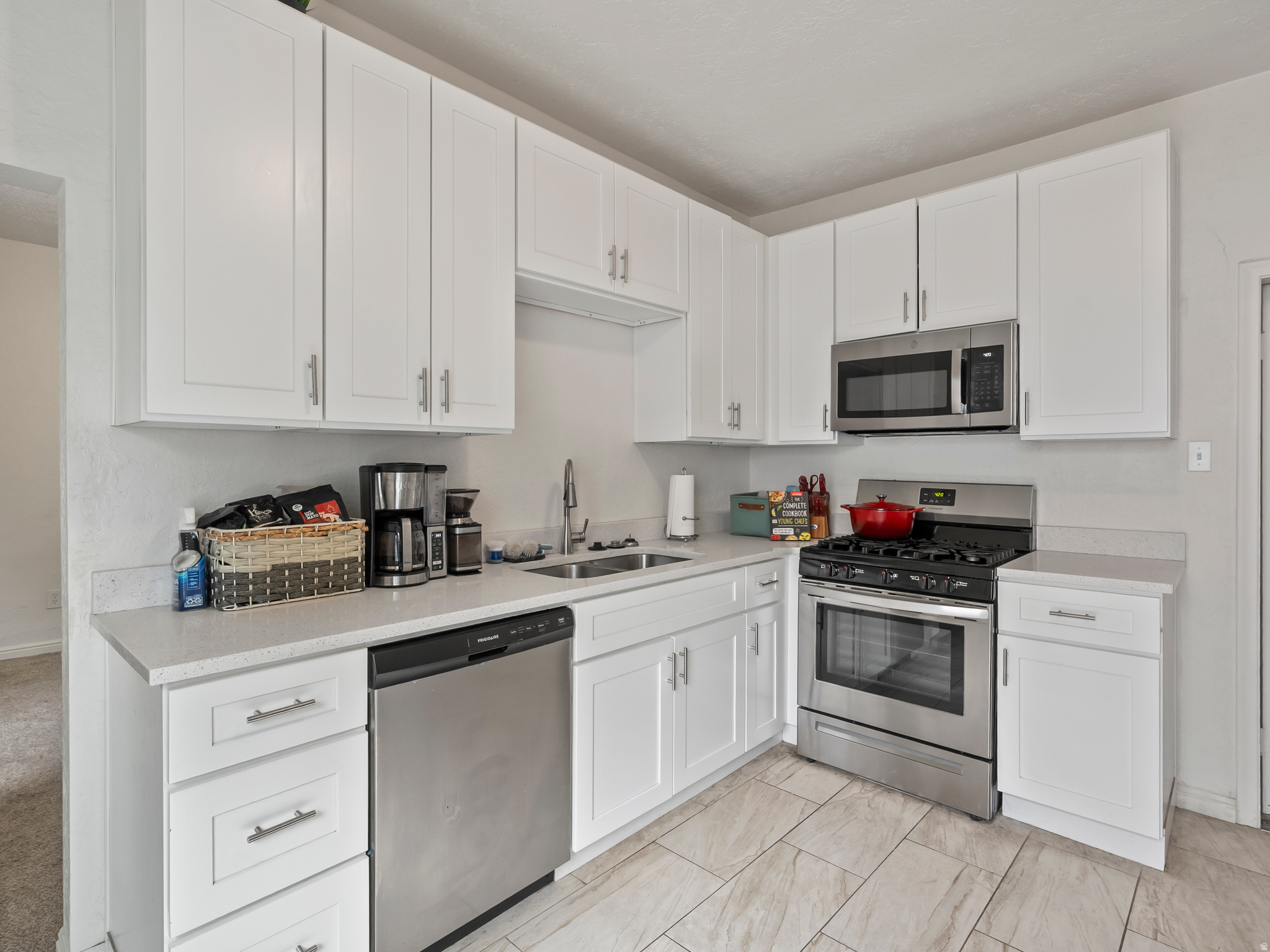 RIVERSIDE - Residential