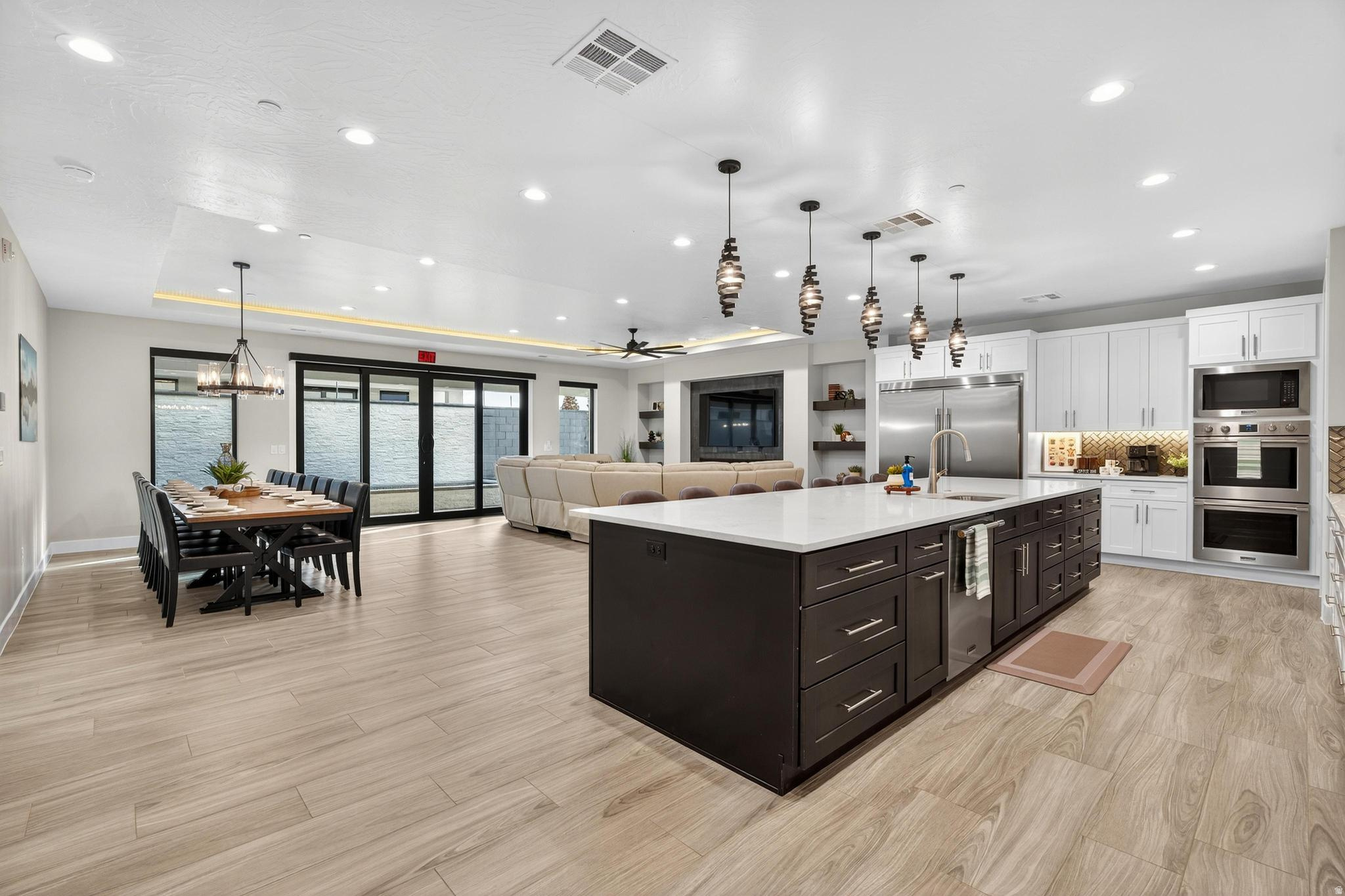 PECAN VALLEY - Residential