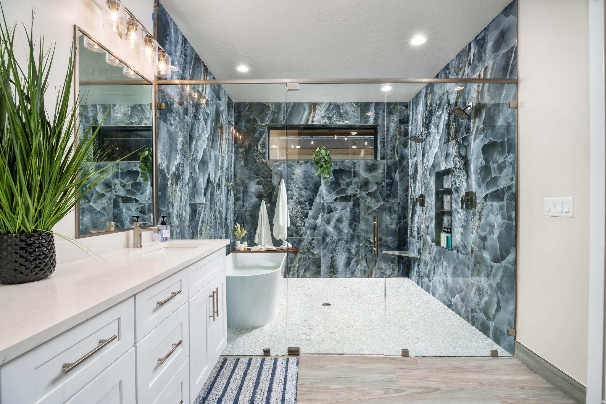 PECAN VALLEY - Residential