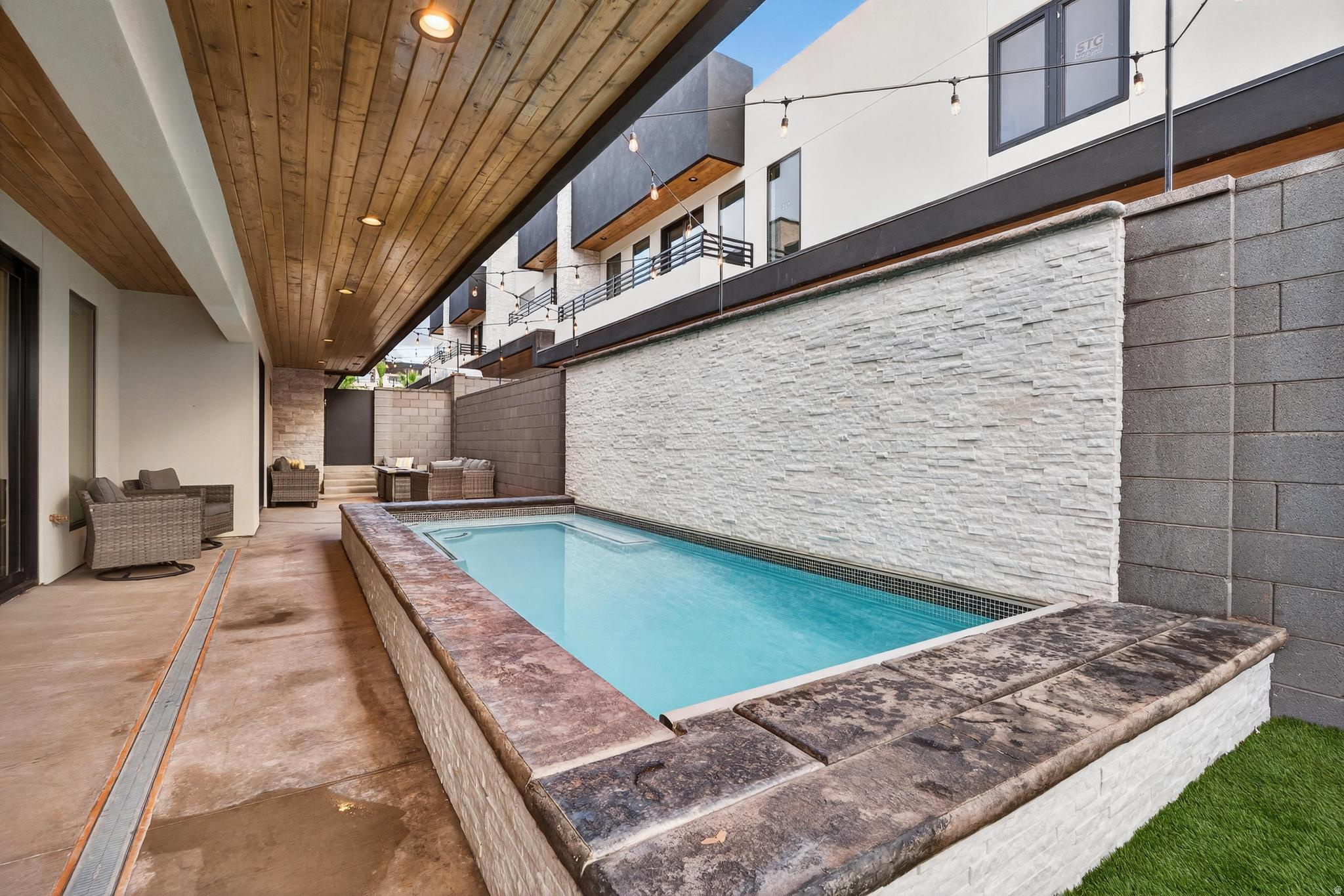 PECAN VALLEY - Residential