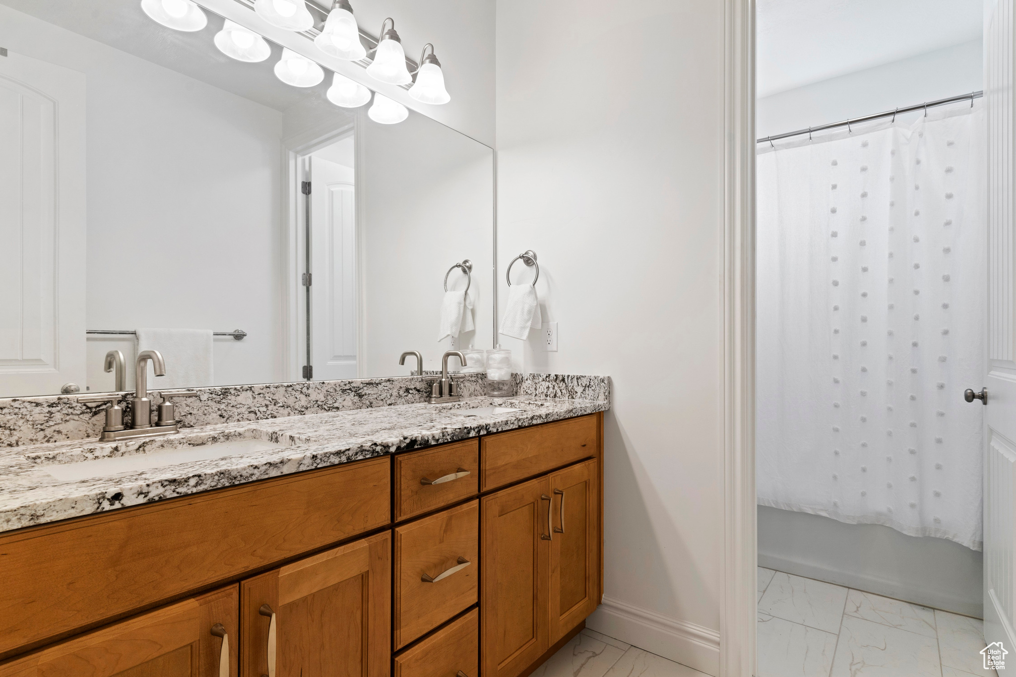 MONARCH MEADOWS - Residential