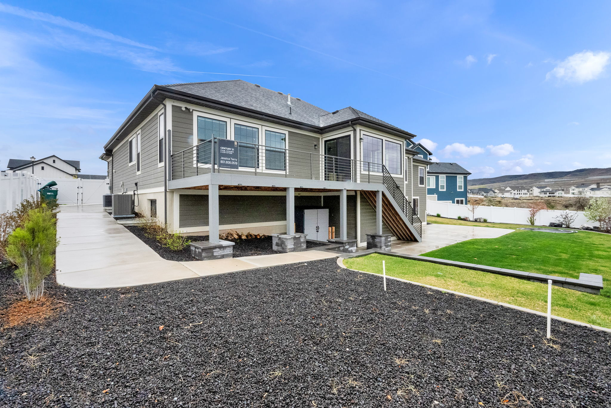 HOLBROOK FARMS - Residential